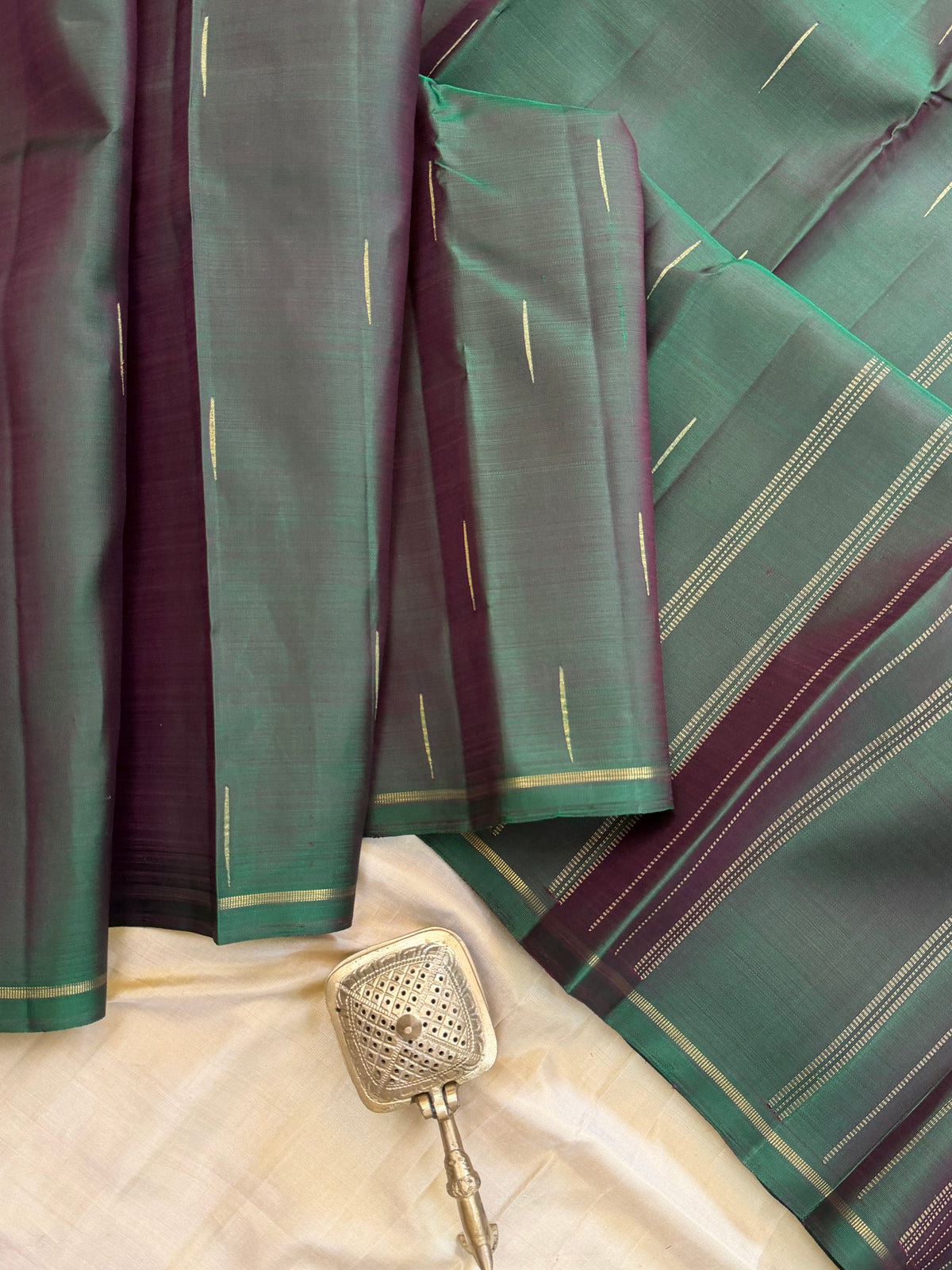 Colours of Navarathri green malli Butta  / pure Kanjipuram silk