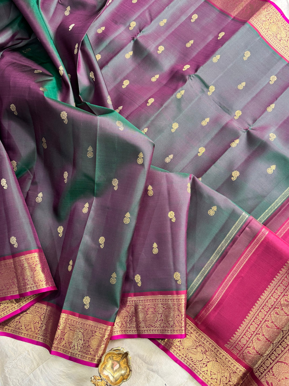 Manthulir body with maroon border pure zari kanjipuram silk saree clsa 11762