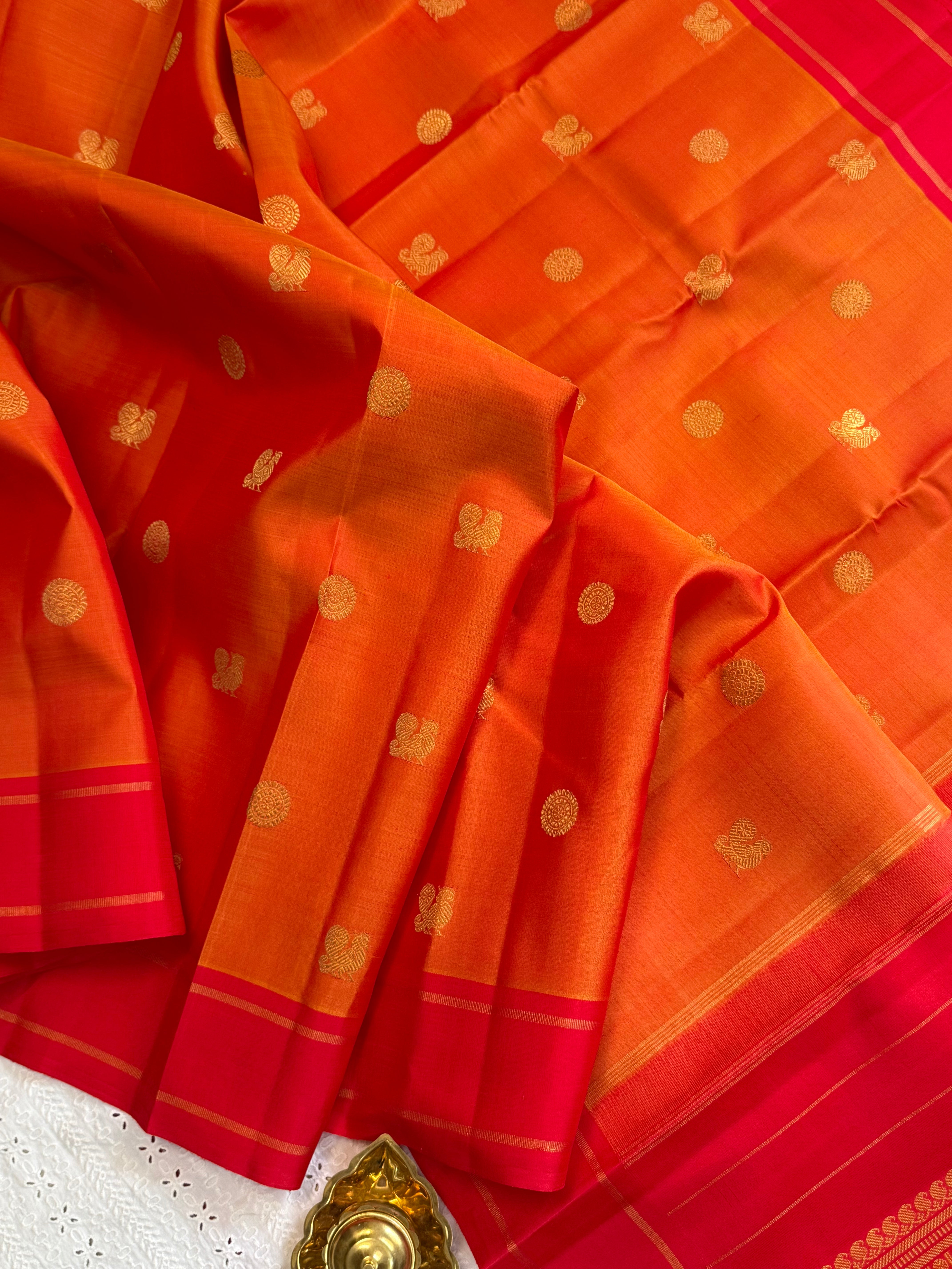 Simha and red annam and chakram butta/ Kanjipuram silk