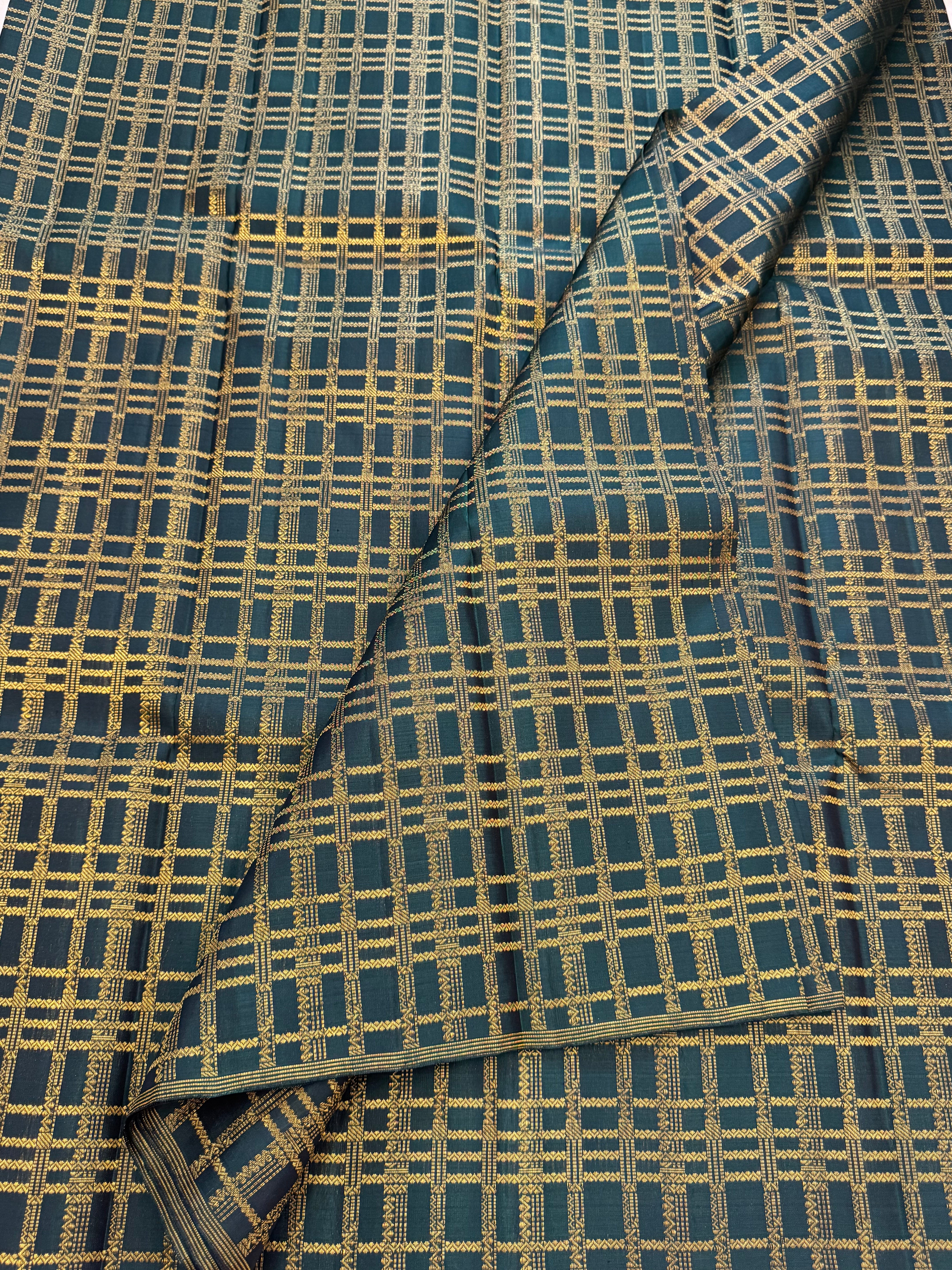 Deep green vintage kattam/ Kanjipuram blouse fabric (per metre)