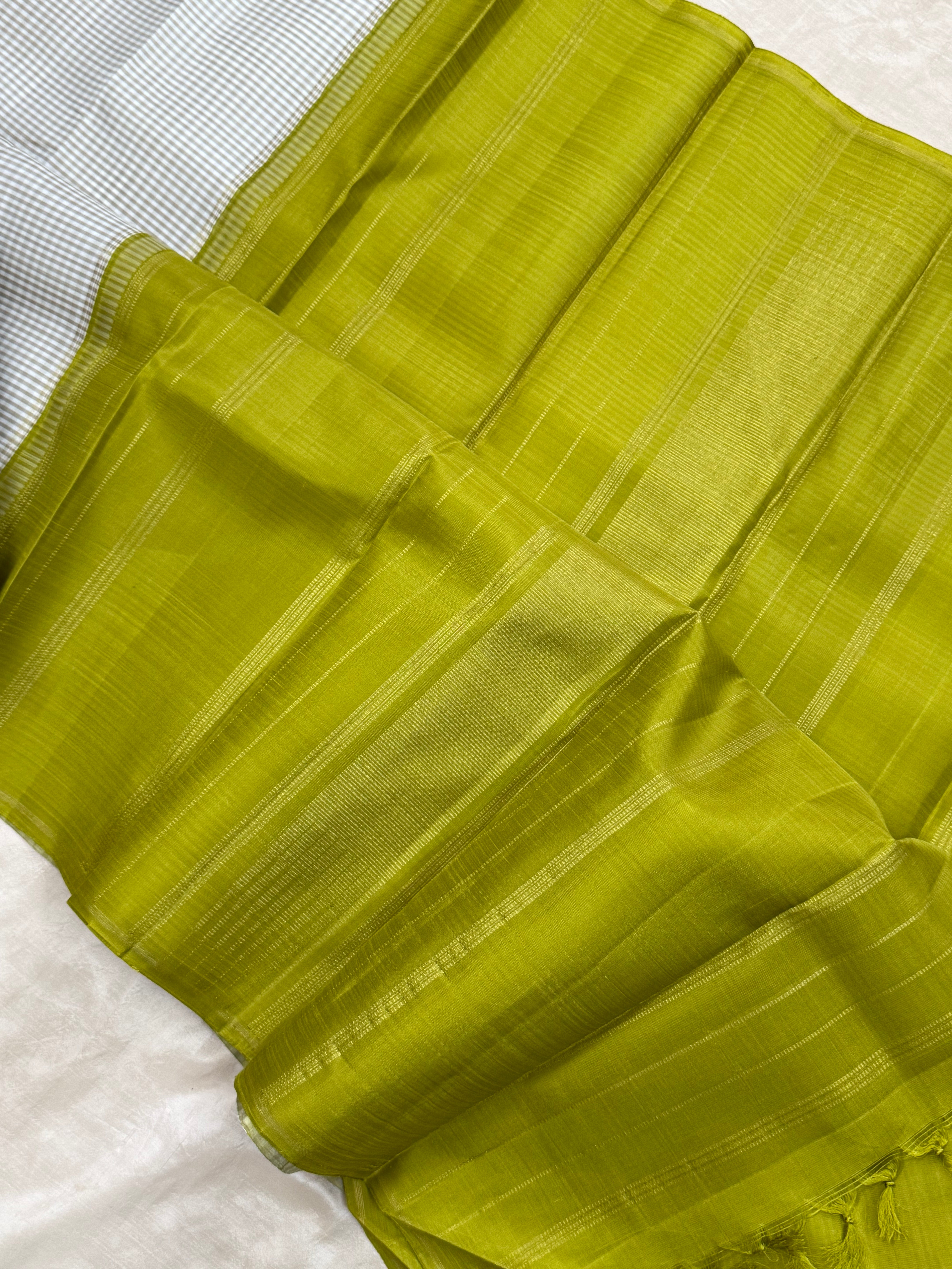 Offwhite and beige kattam borderless/ Kanjipuram silk