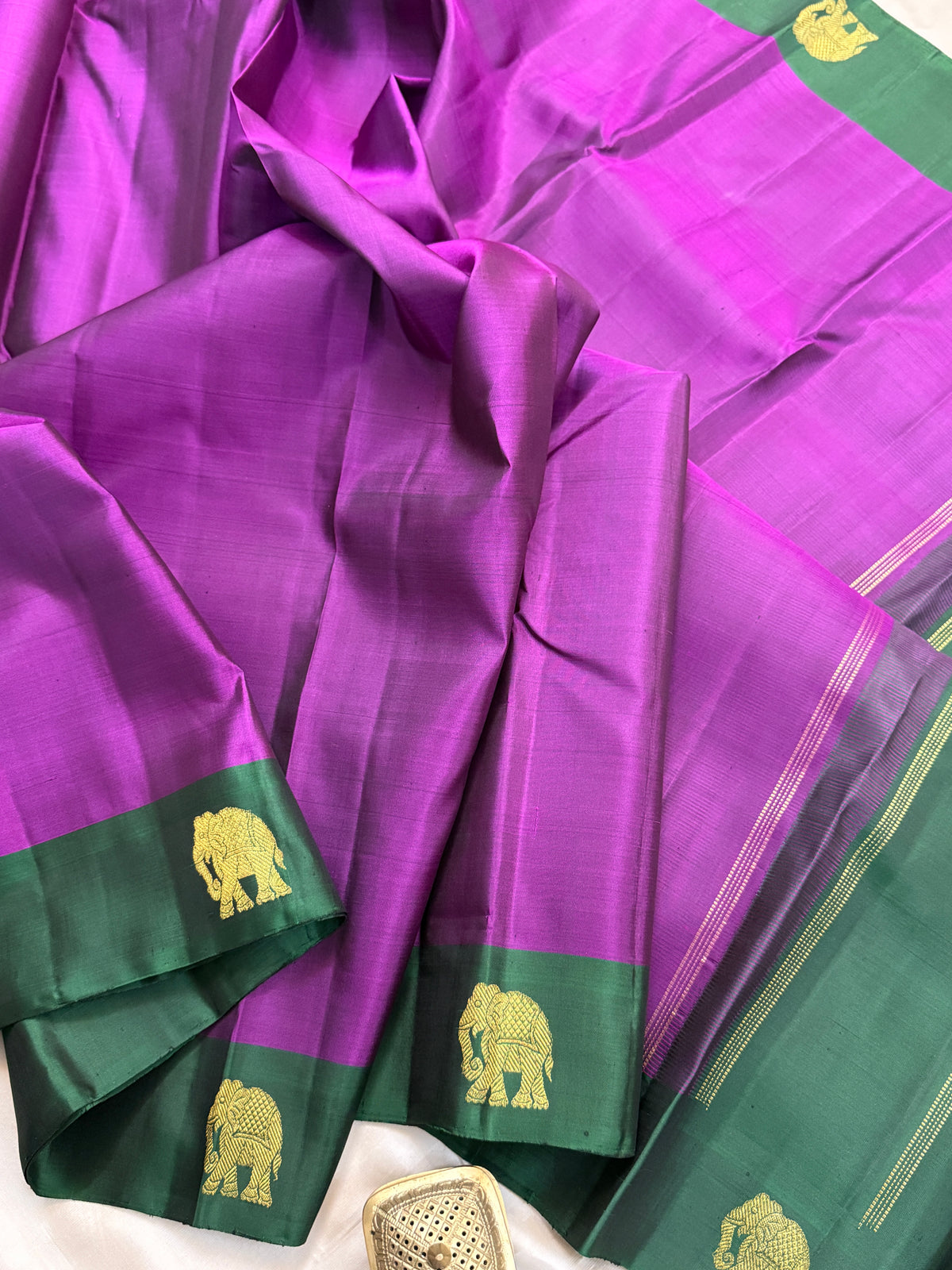 Majenta border elephant butta pure zari/ kanjipuram silk saree clsa 12306
