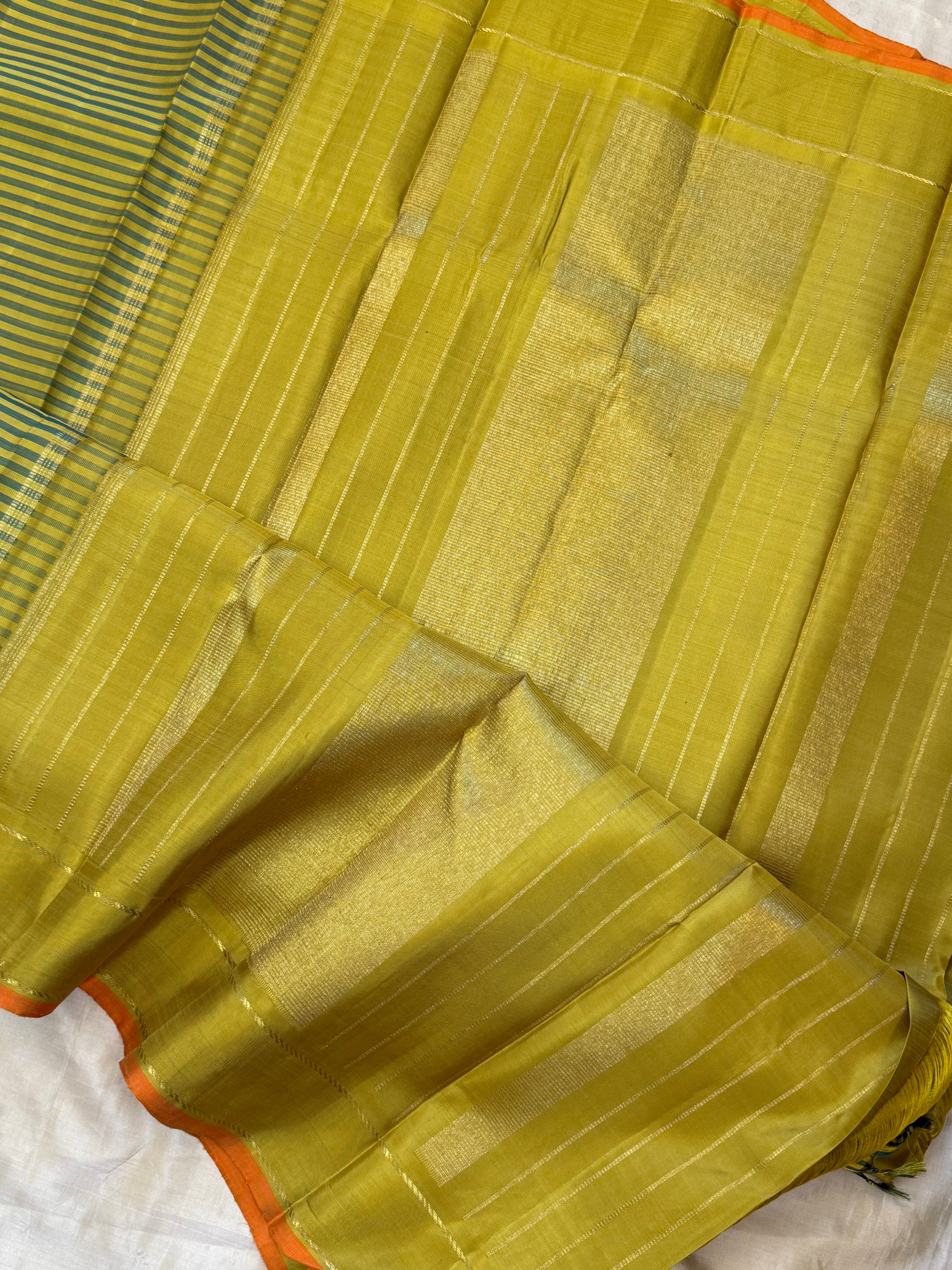 Olive green and dark green vintage stripes / KANJIPURAM SILK SAREE CLSA 10522