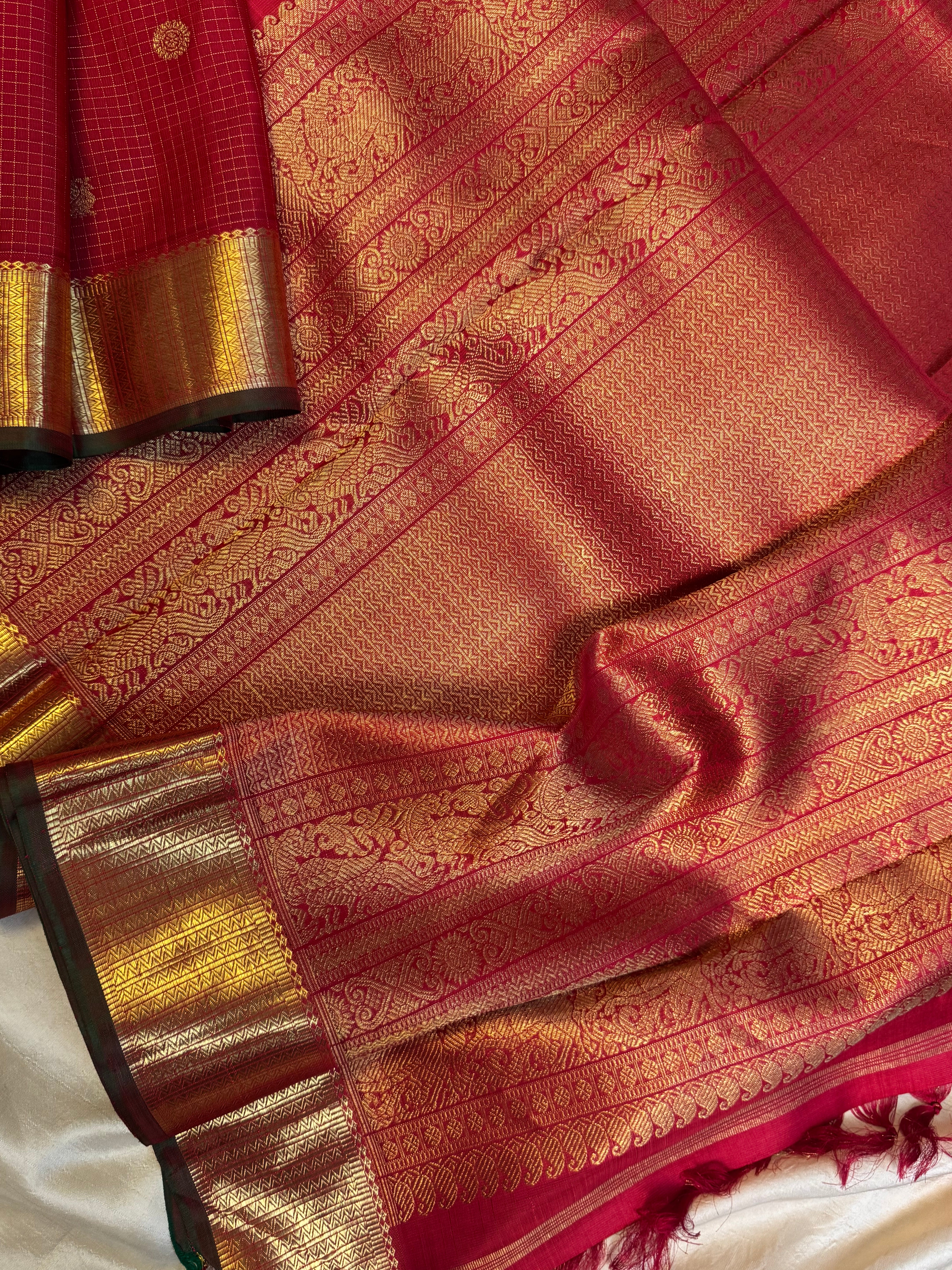 Araku red Zari Kattam  / Kanjipuram silk