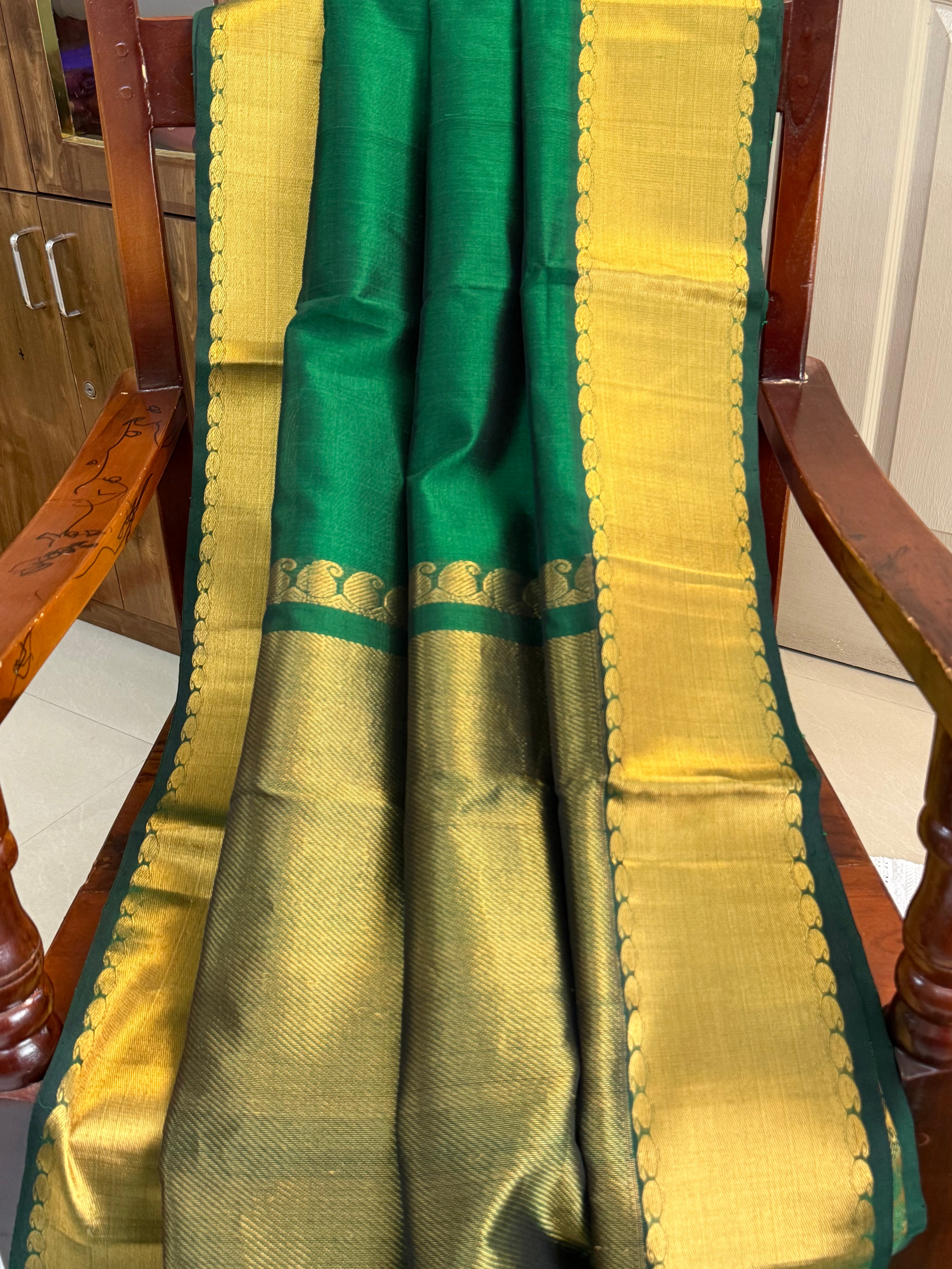 Bottle green bavanji border / Silk Cotton
