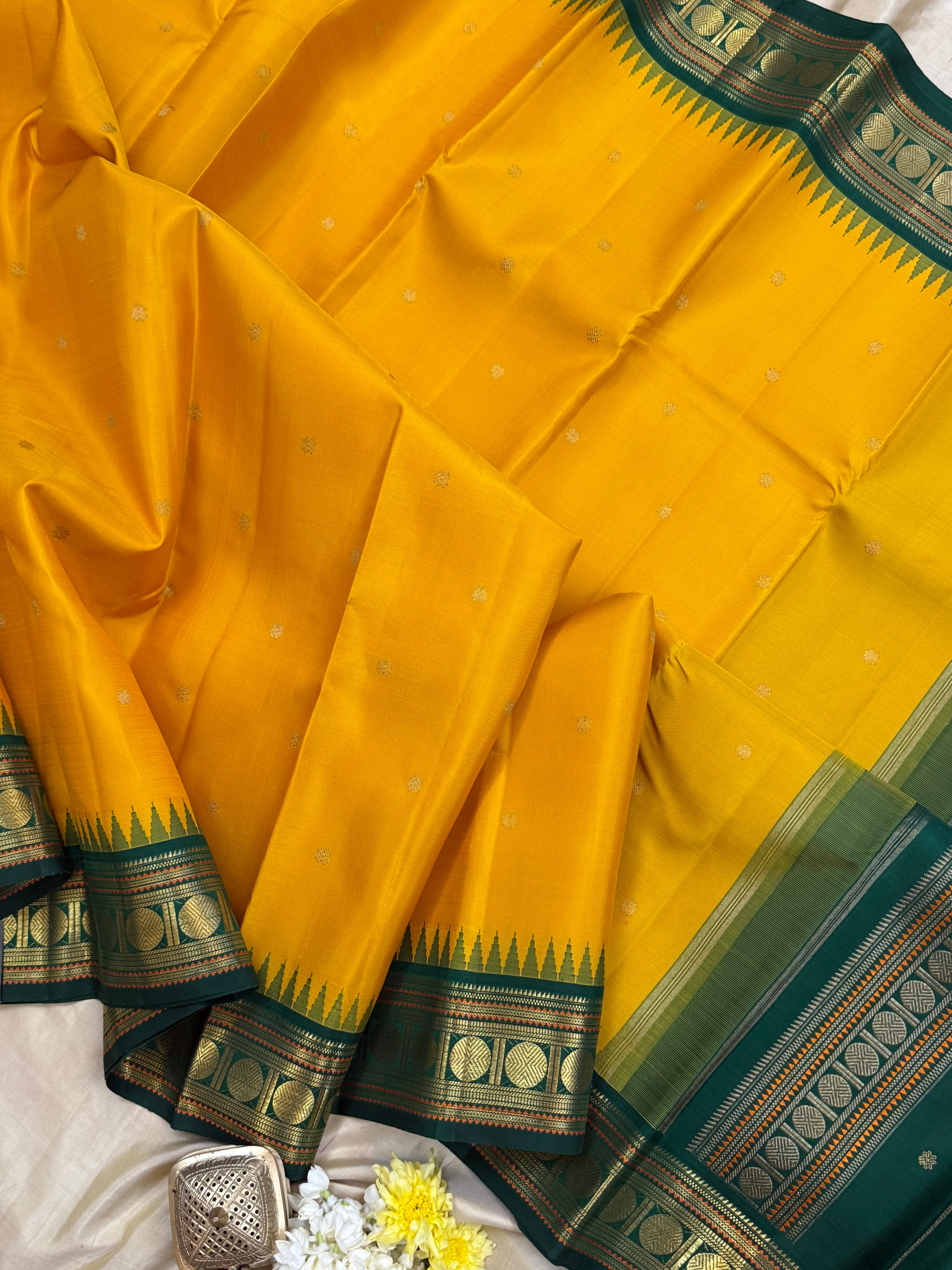 MUSTARD YELLOW WITH GREEN TEMPLE KORVAI/KANJIPURAM SILK CLSA 10334