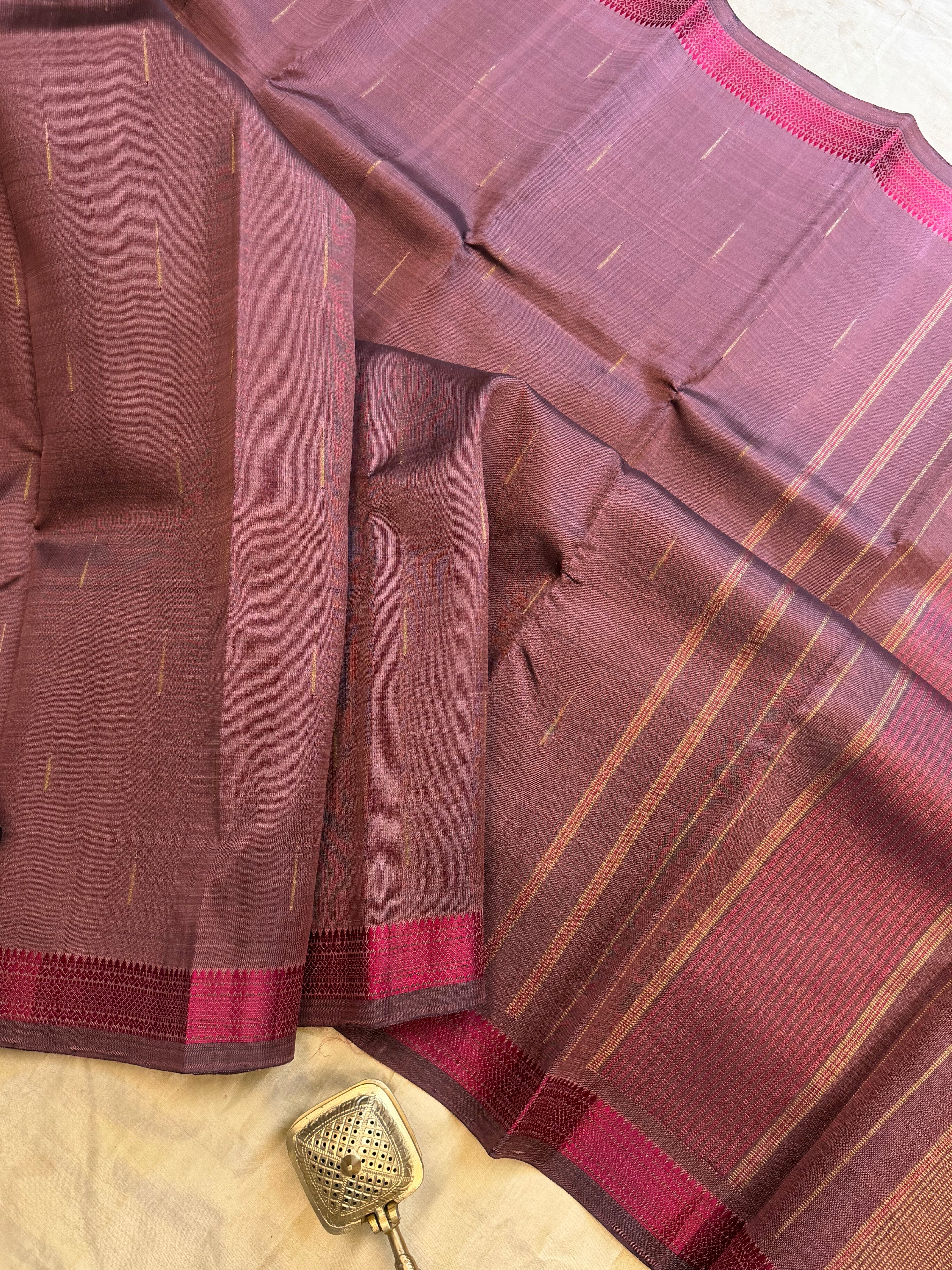 Permam : mauve  small border  / Kanjipuram silk CL2999