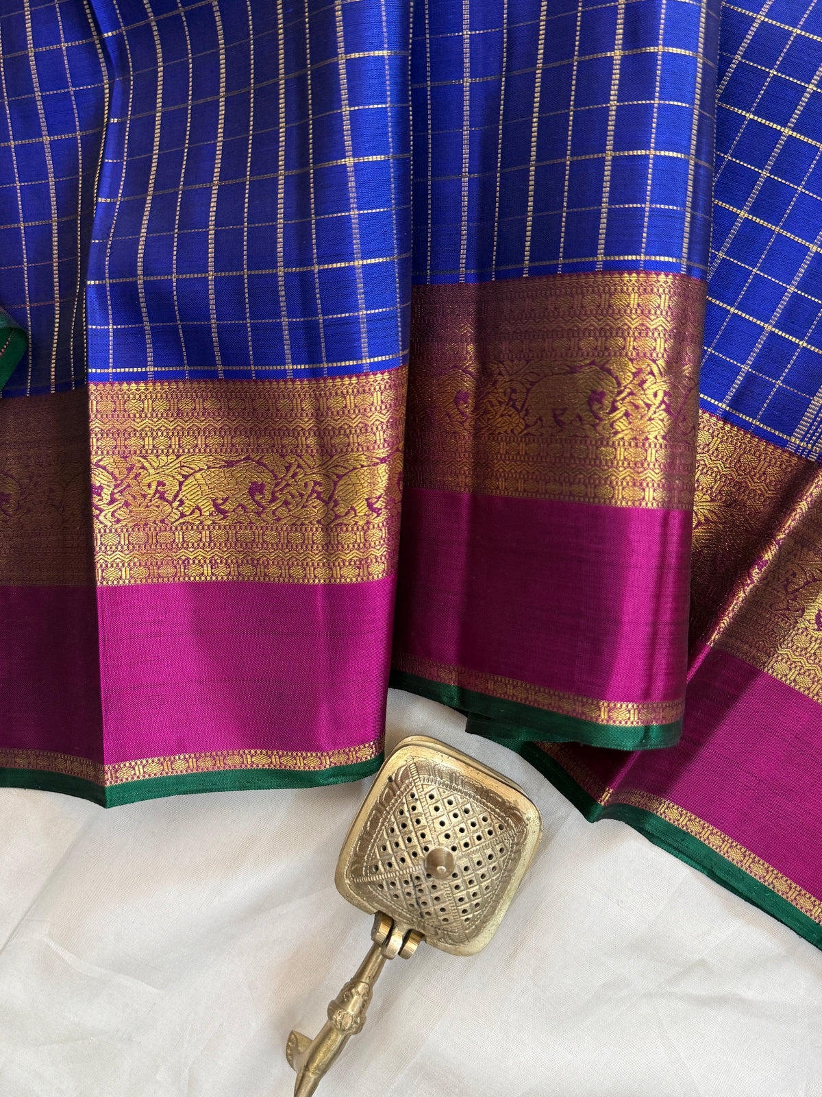 Blue - Day 3 Navarthri colour pure Zari Kanjipuram silk / blue Kattam clsa 11440