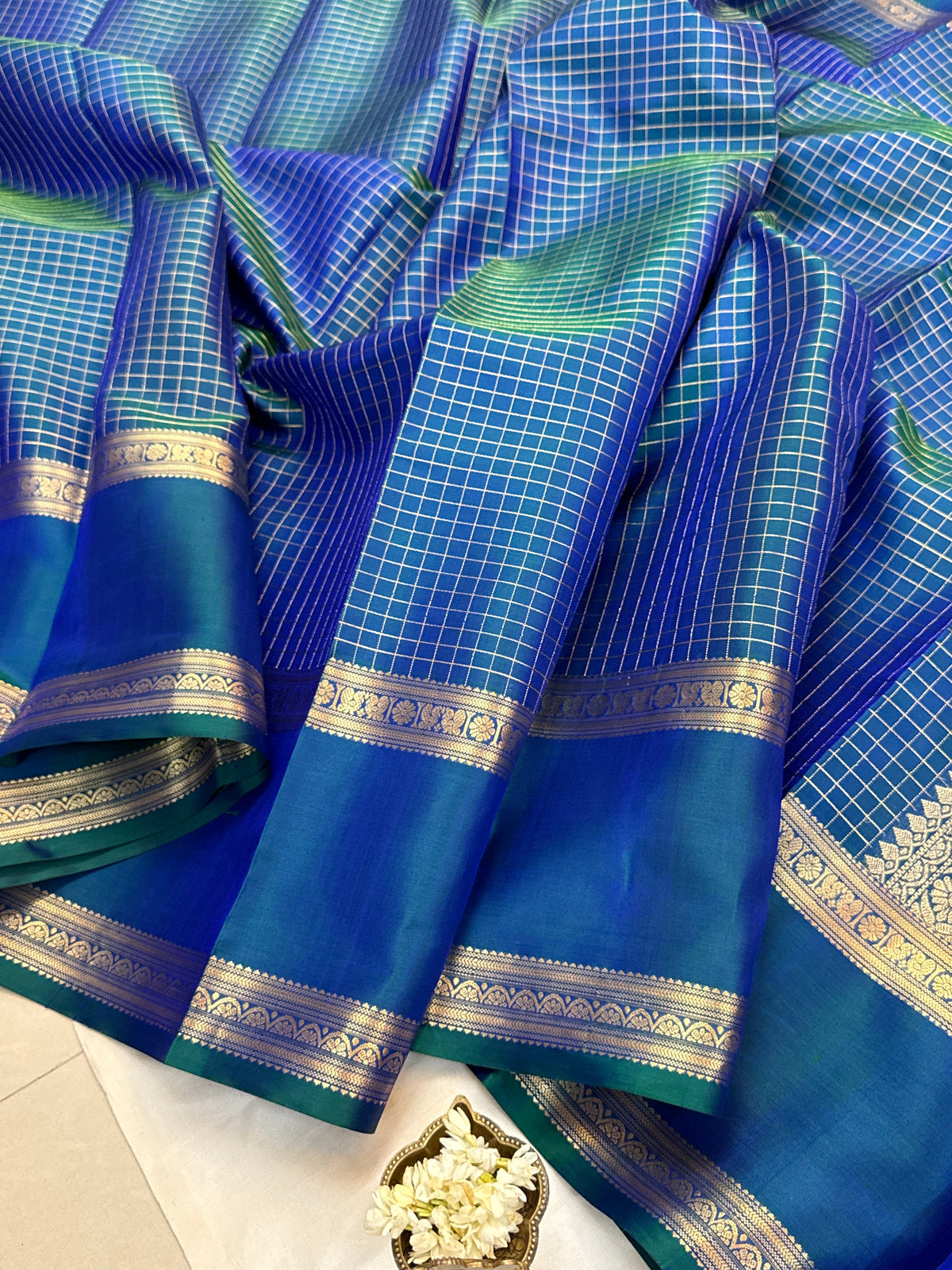 festivel edit _special edition_ peacock green and body Zari kattam/ silk saree clsa 12402