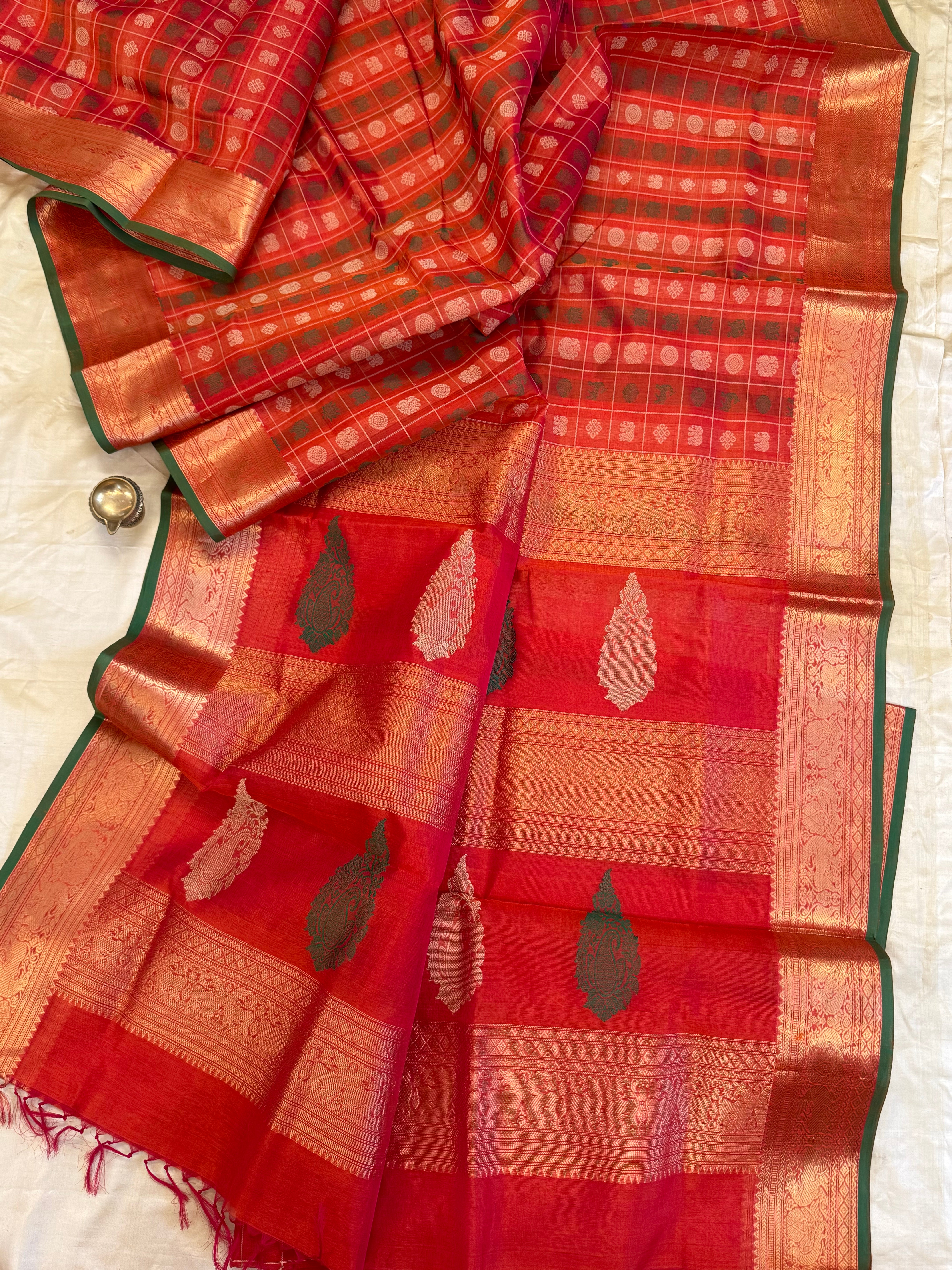 Reddish orange kattam butta / Silk Cotton