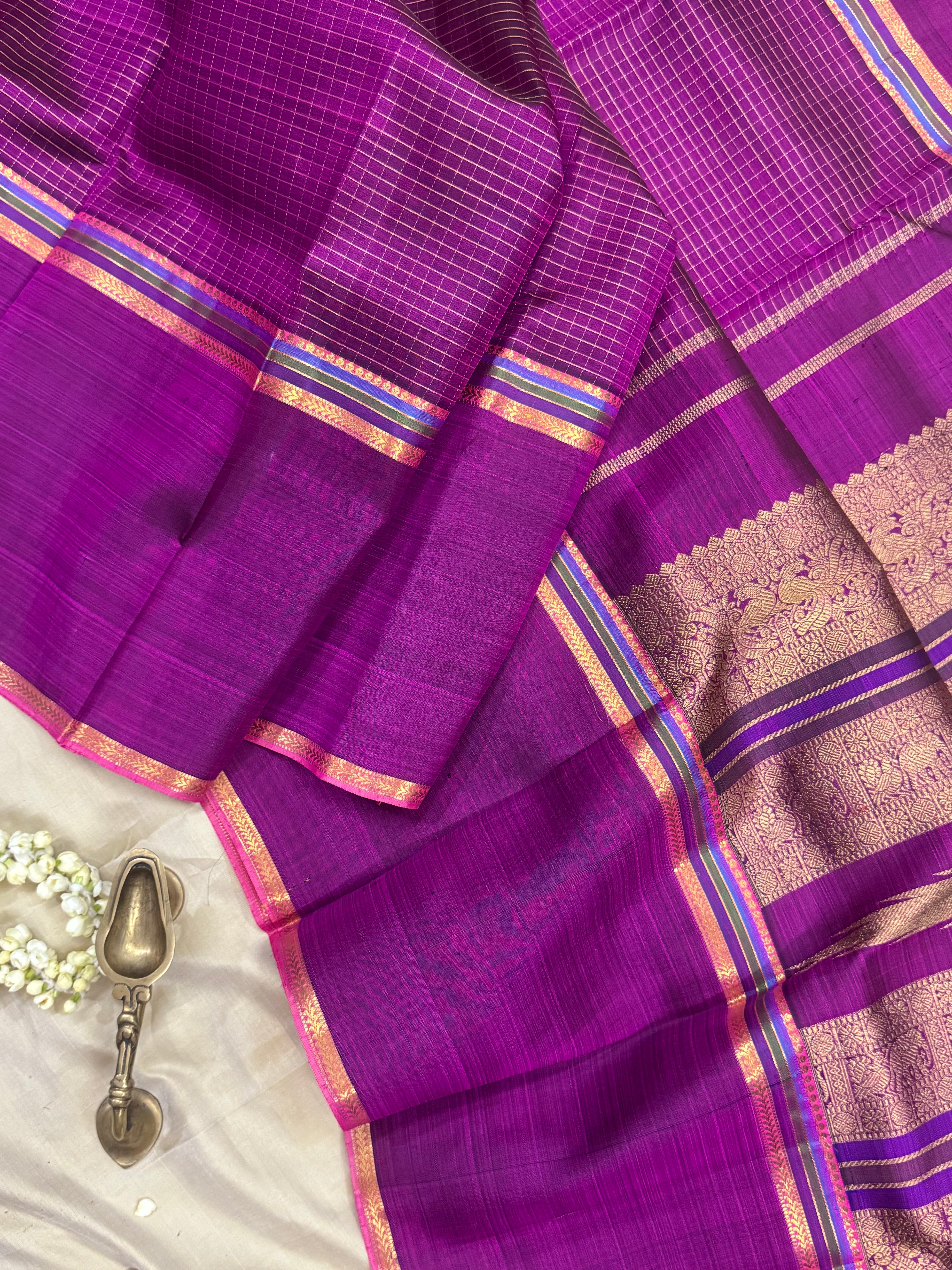 Long border style zari kattam Long border. / kanjipuram silk