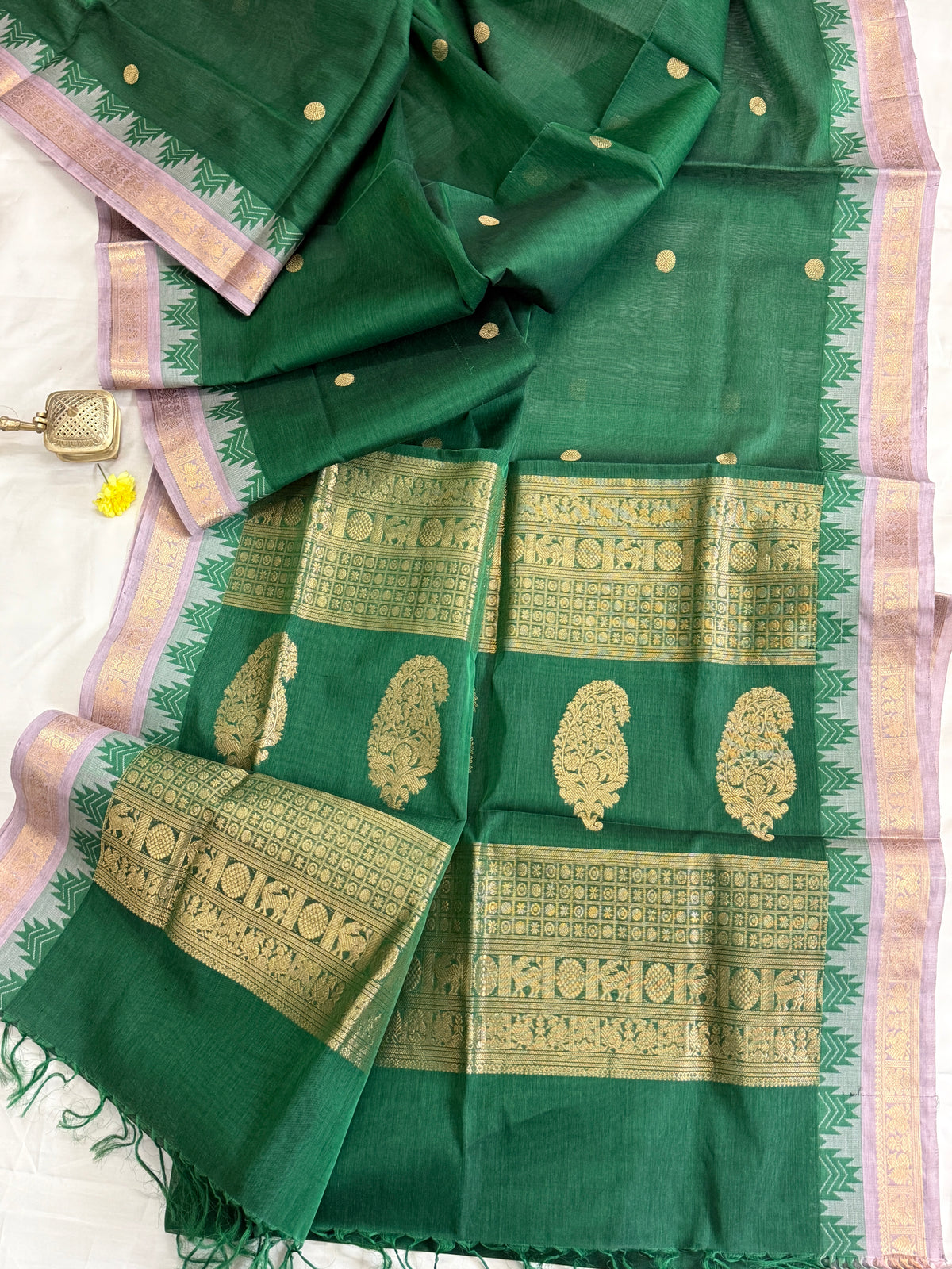 Forest green body with temple border silk cotton clsa 6597