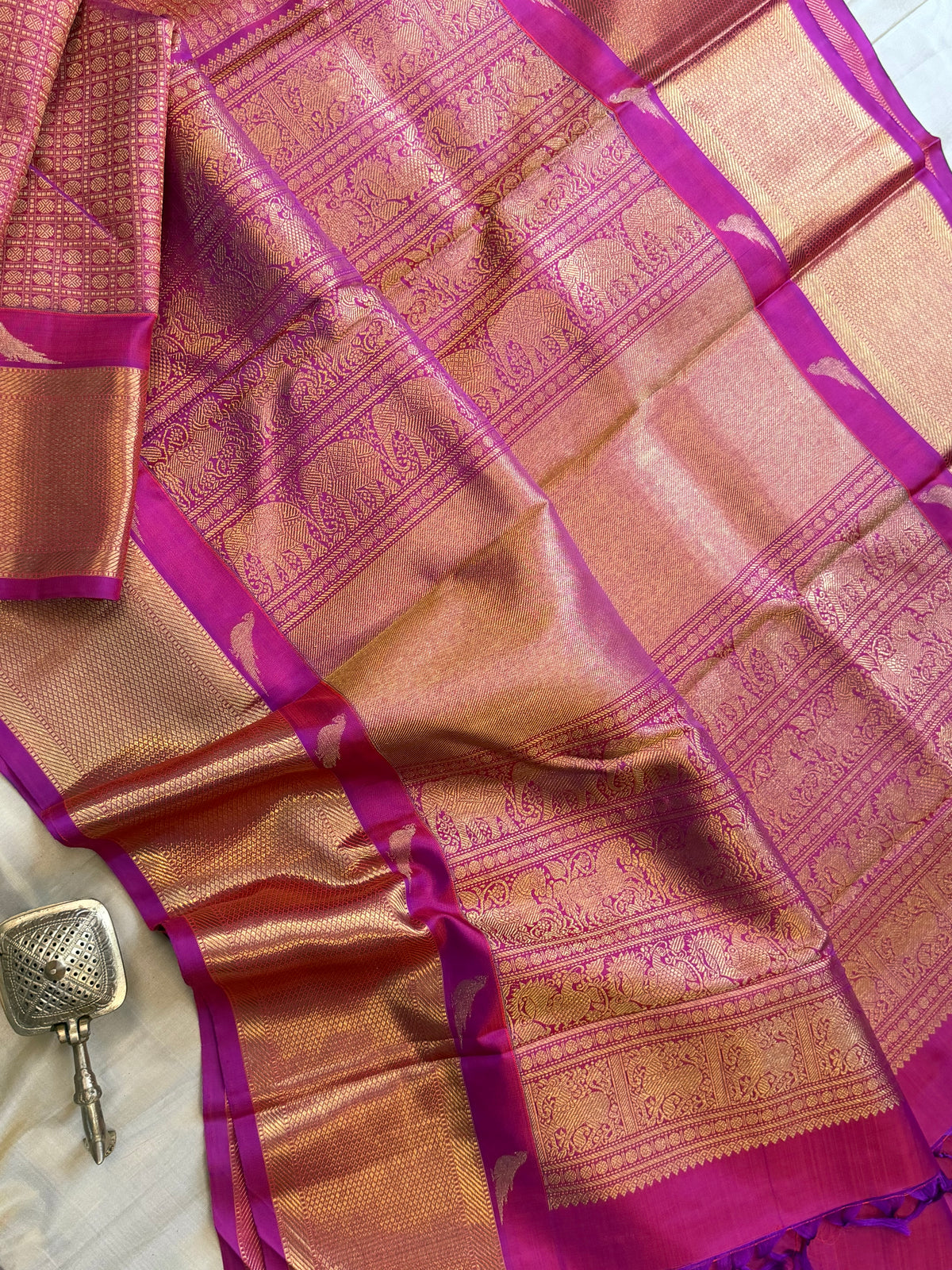 Bridal- Zari kattam butta and border Kili getti pet pure zari / Kanjipuram silk saree clsa 4268