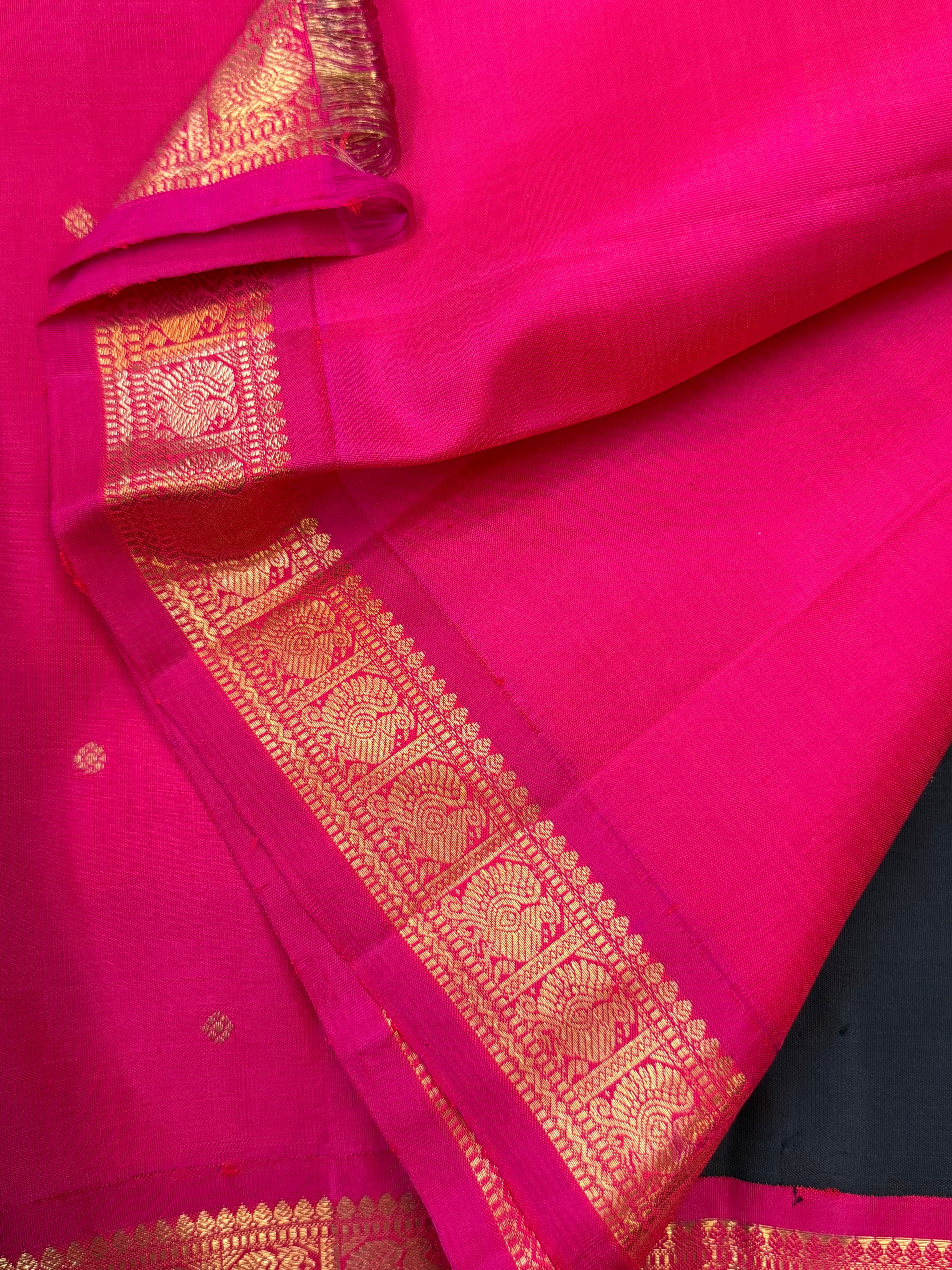 BOTTLE GREEN WITH PINK ANNAM PET SMALL KORVAI/ KANJIPURAM SILK CLSA10510
