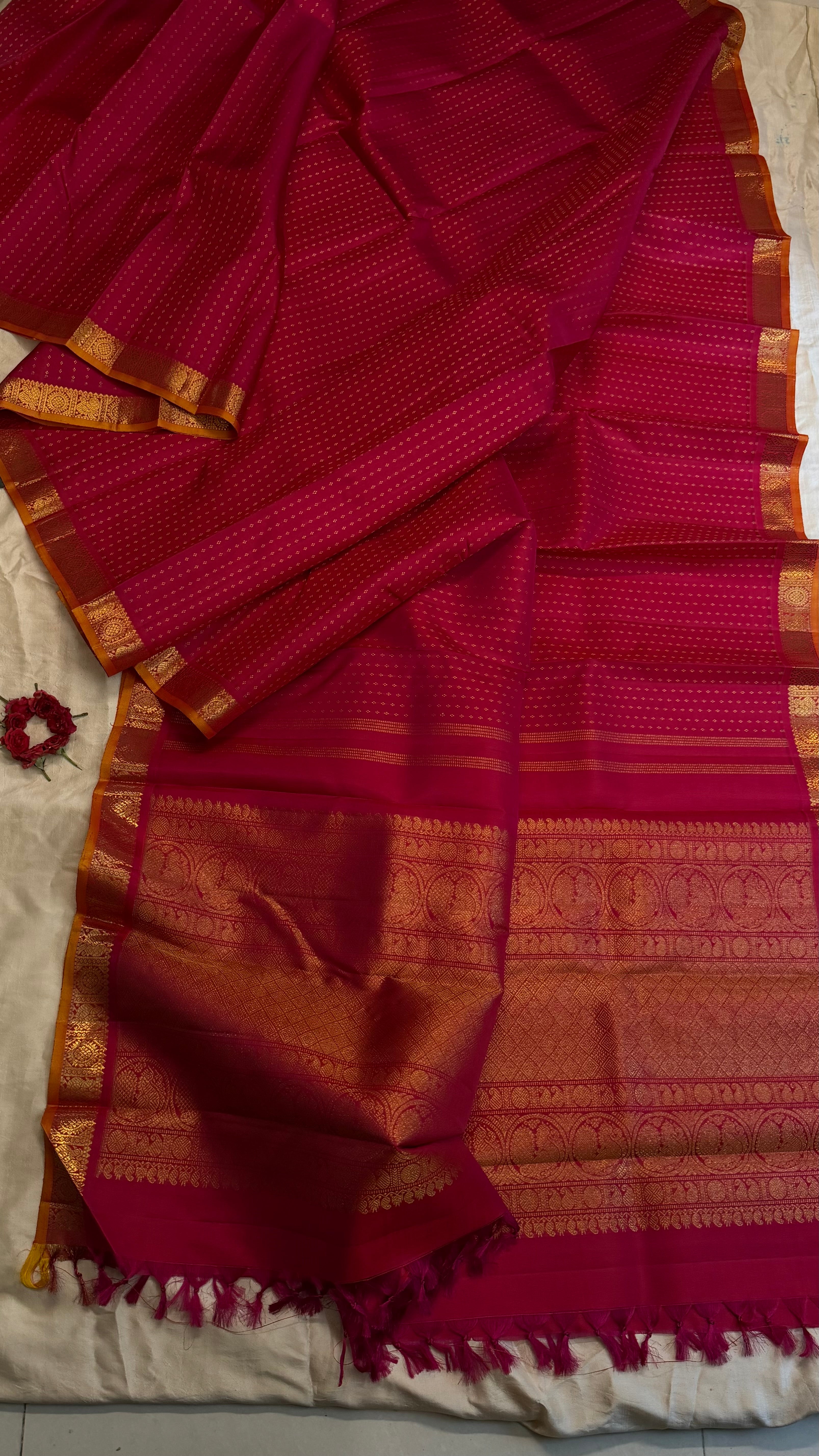 Pinkish orange  Laksham Butta / Kanjipuram silk