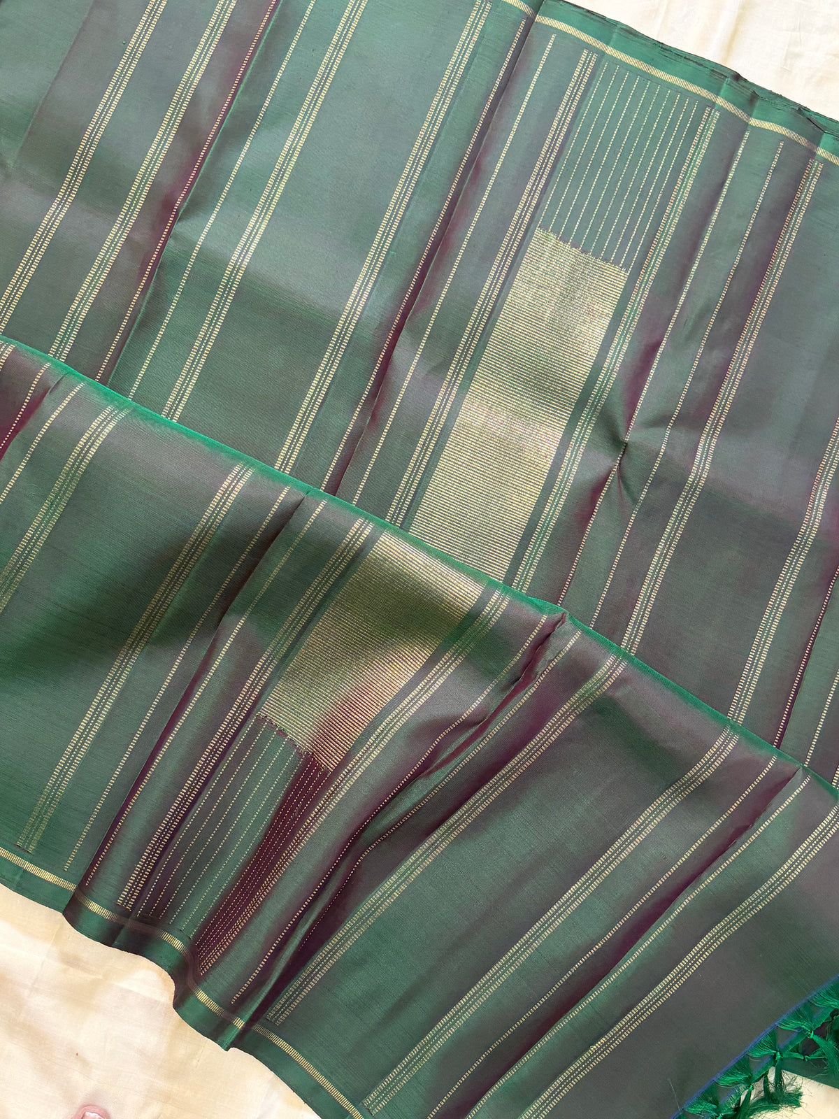 Colours of Navarathri green malli Butta  / pure Kanjipuram silk