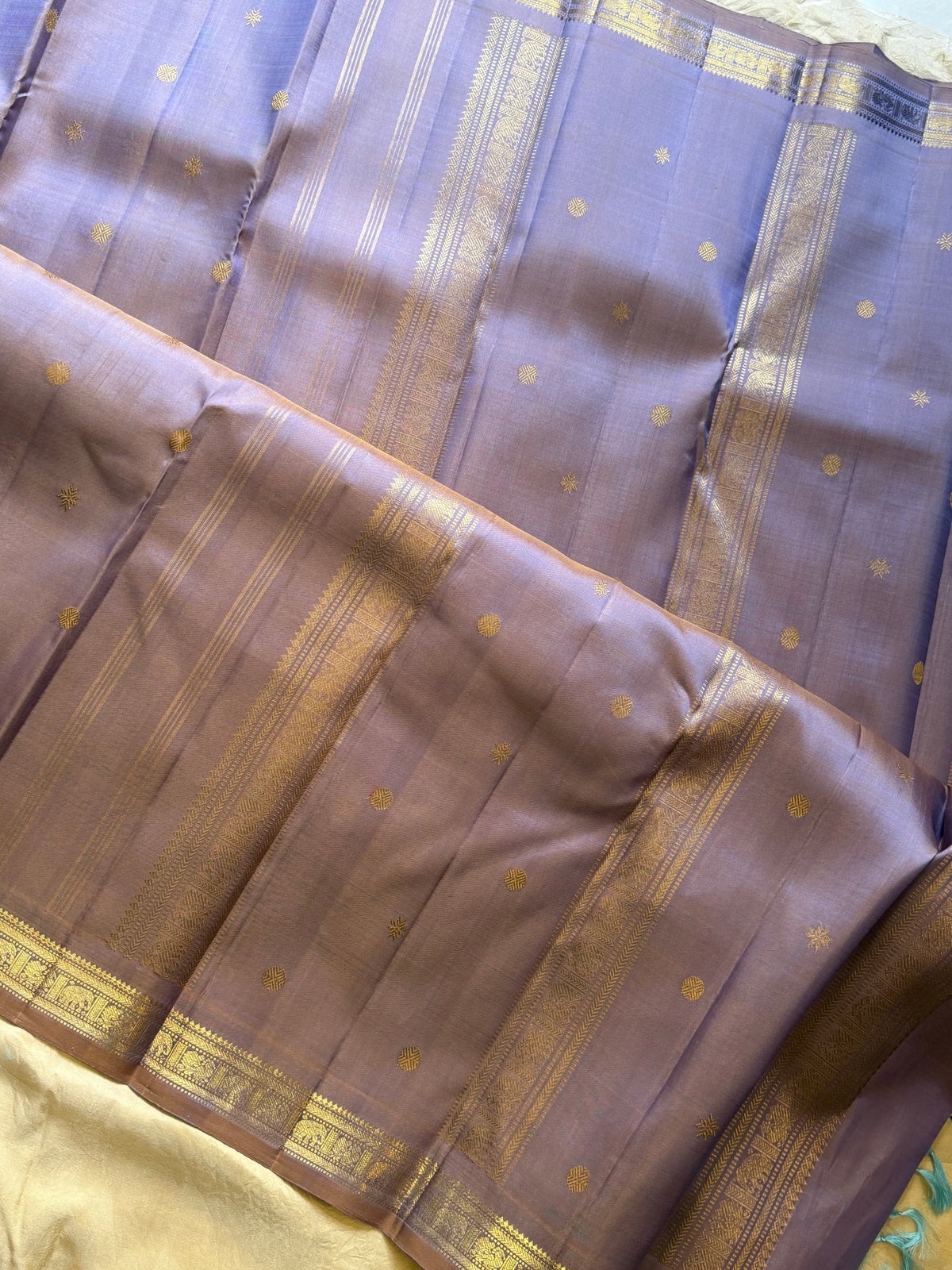 Pastel mauve  color pure Zari pencil border Kanjipuram