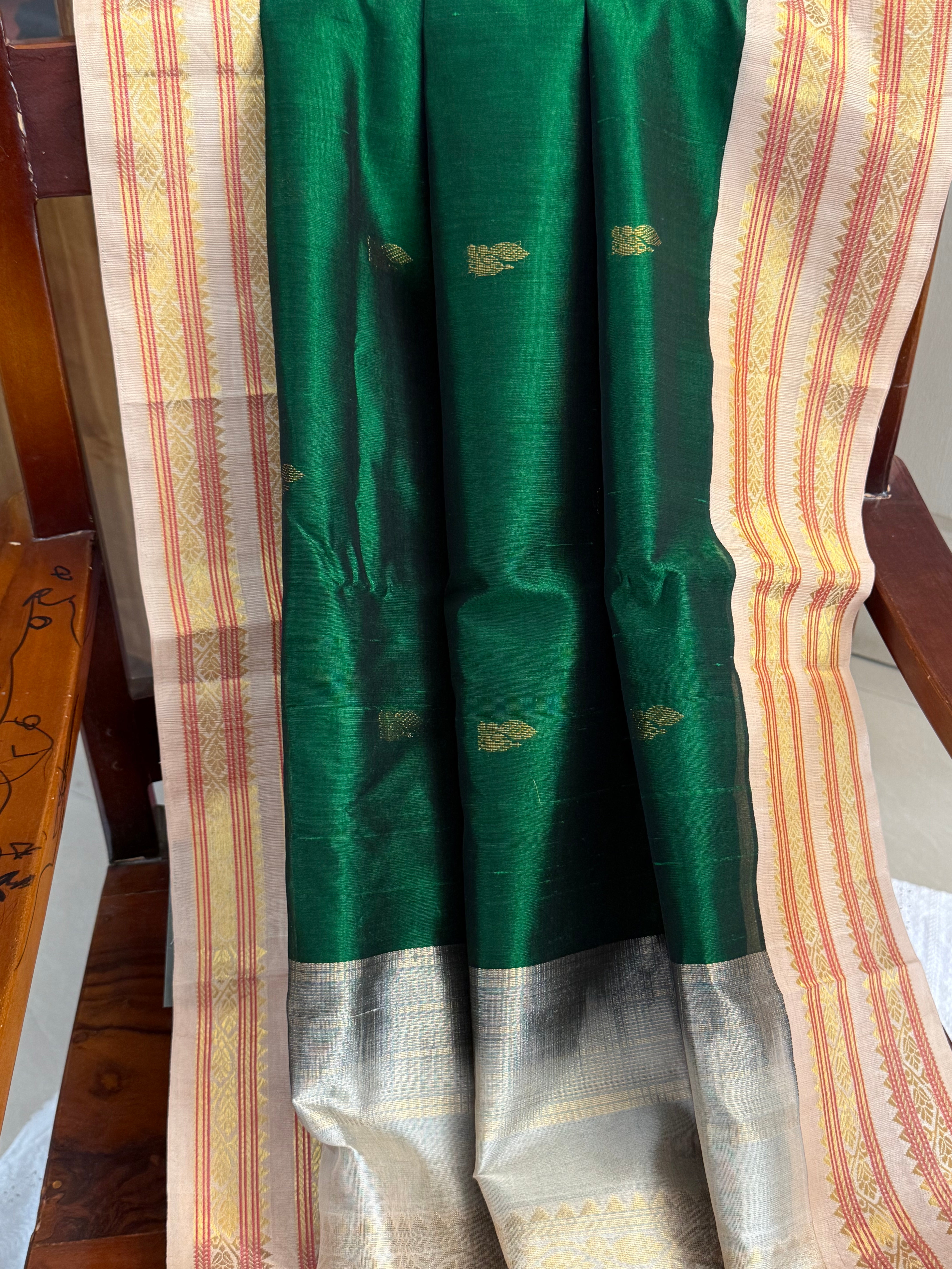 Dark green and cream varisapet border / Silk Cotton