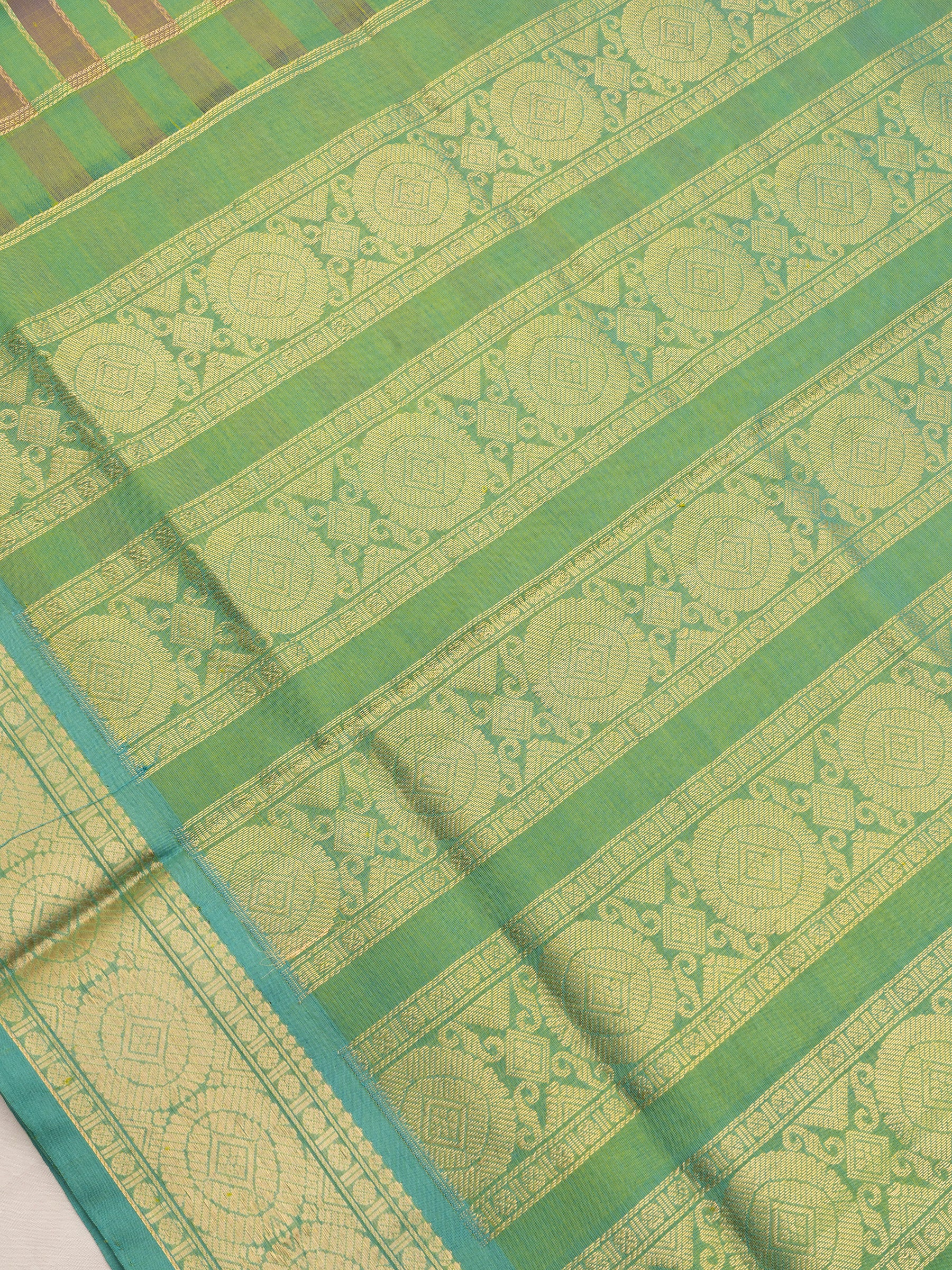 Pastel vintage veldhari/ Silk Cotton Saree CLSA8652