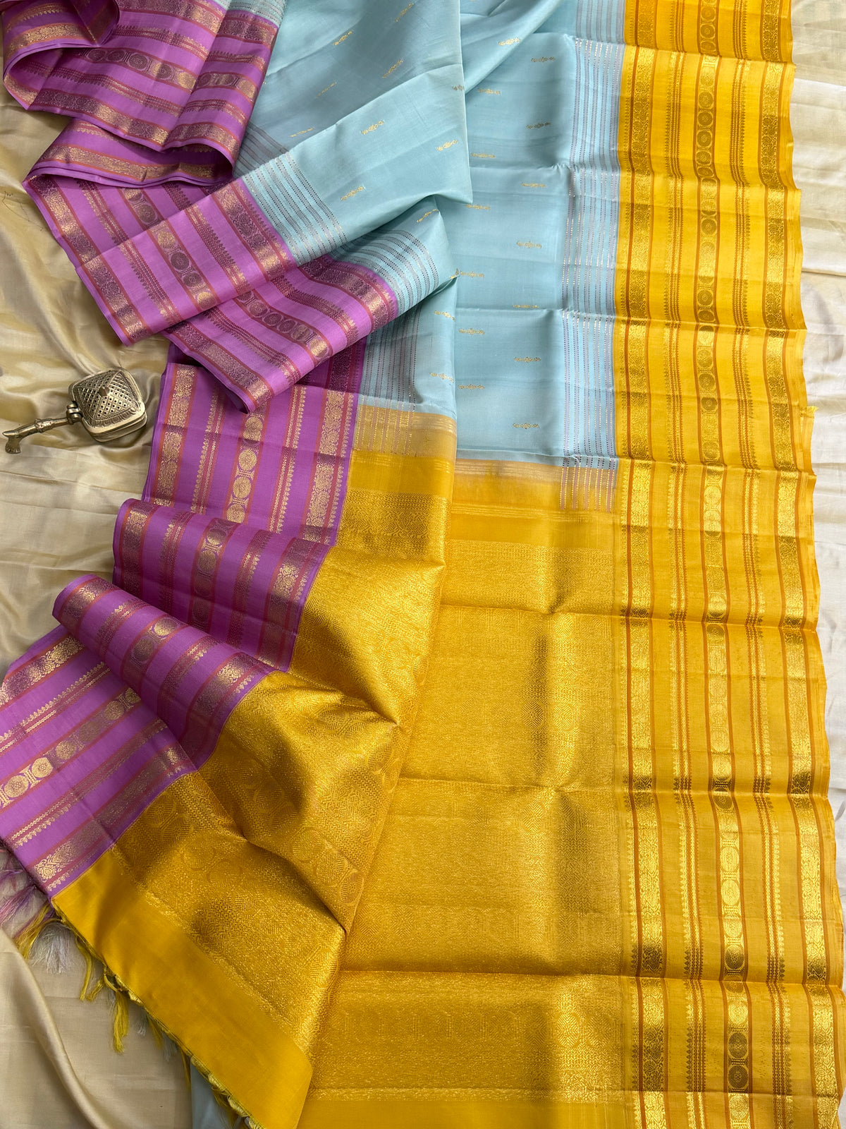 Powder blue Korvai Ganga Jamuna / Arani silk