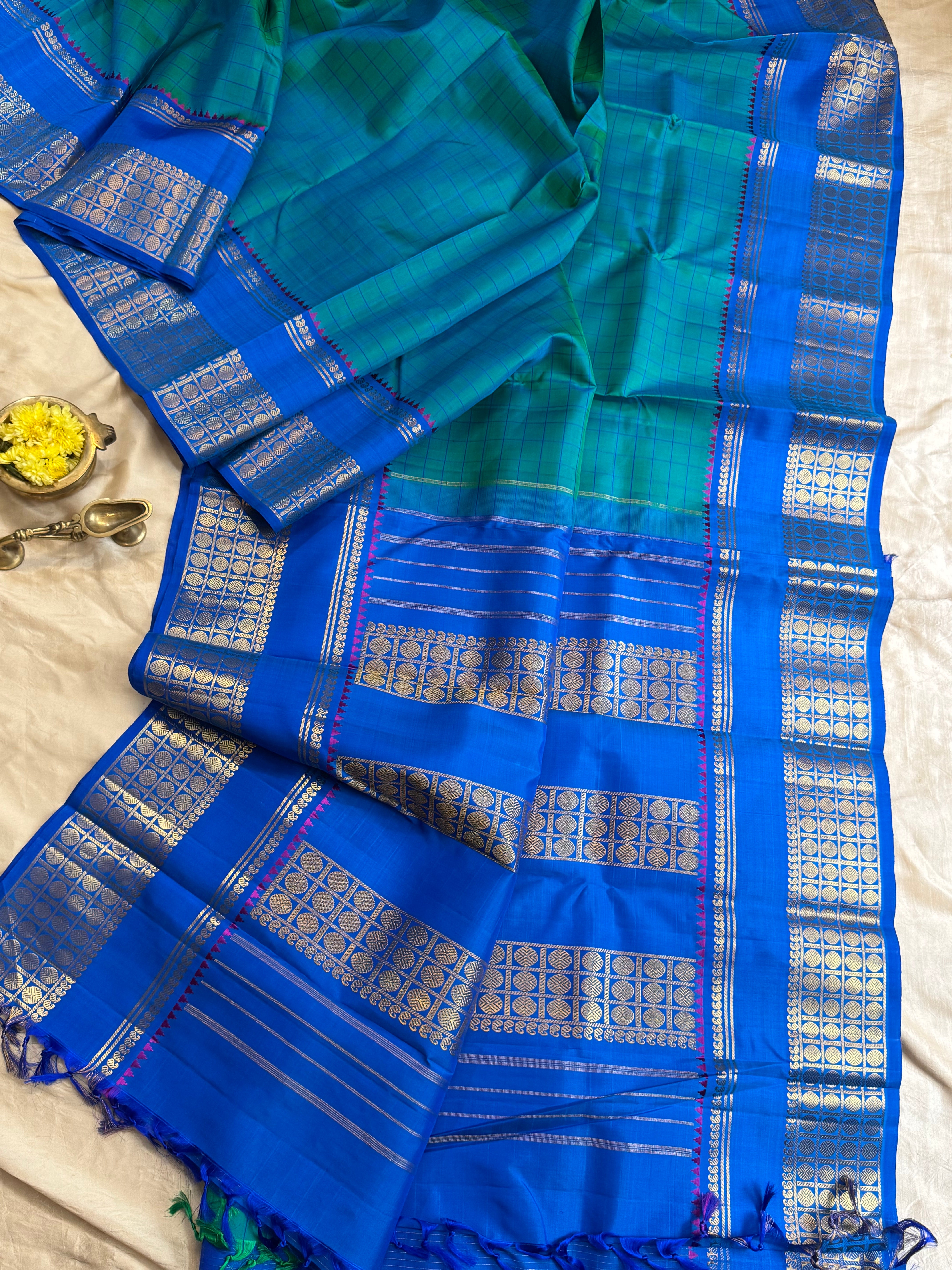 Nichyathartham edit : sea blue varisapet kanjipuram silk