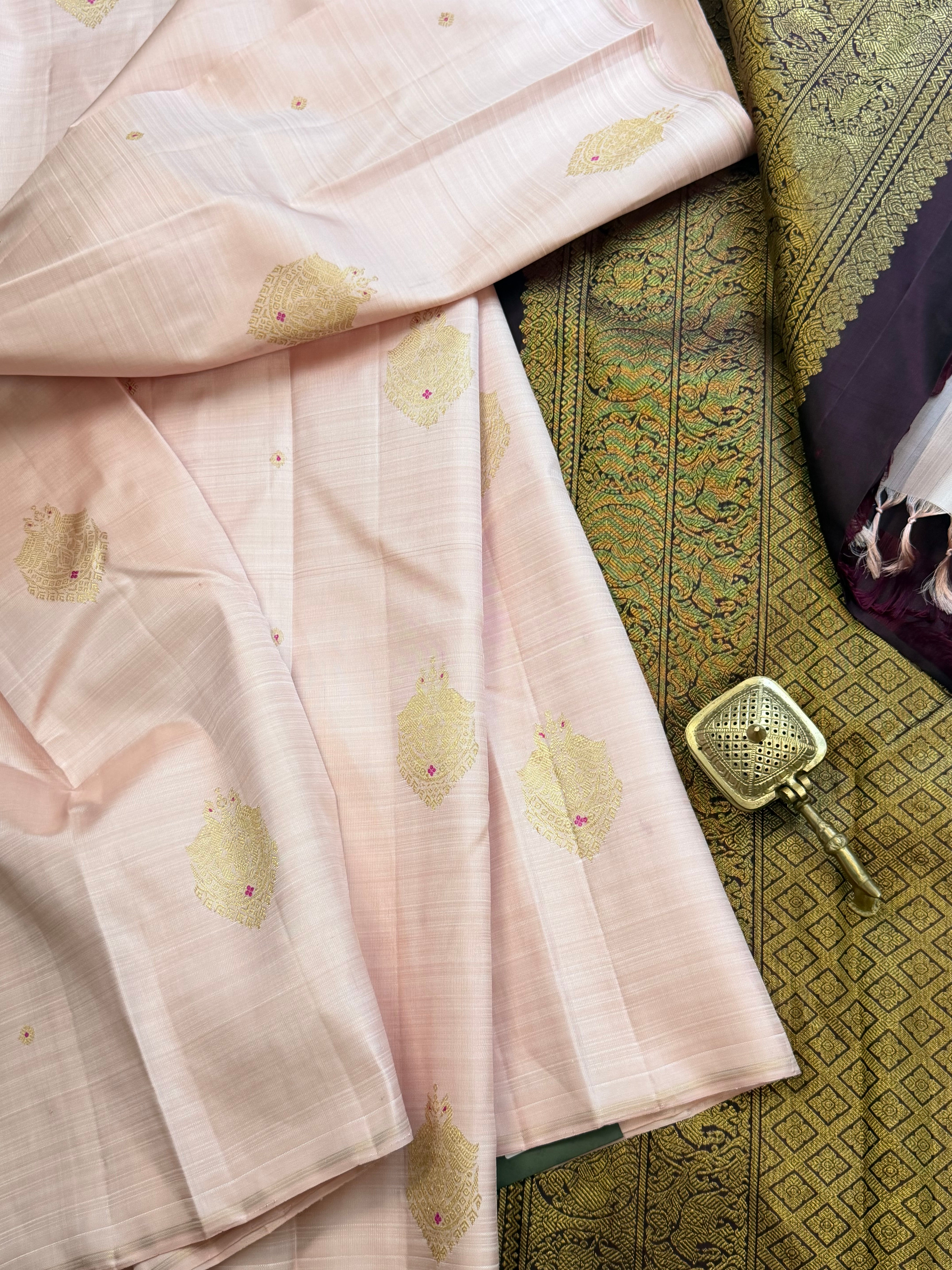 Malligai : pastel light pink meenakari Zari Kanjipuram silk