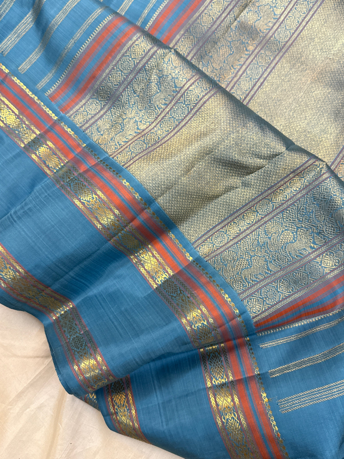 Master weaver- pastel powder blue kattam Iruthalaipakshi butta adai woven/ Kanjipuram silk