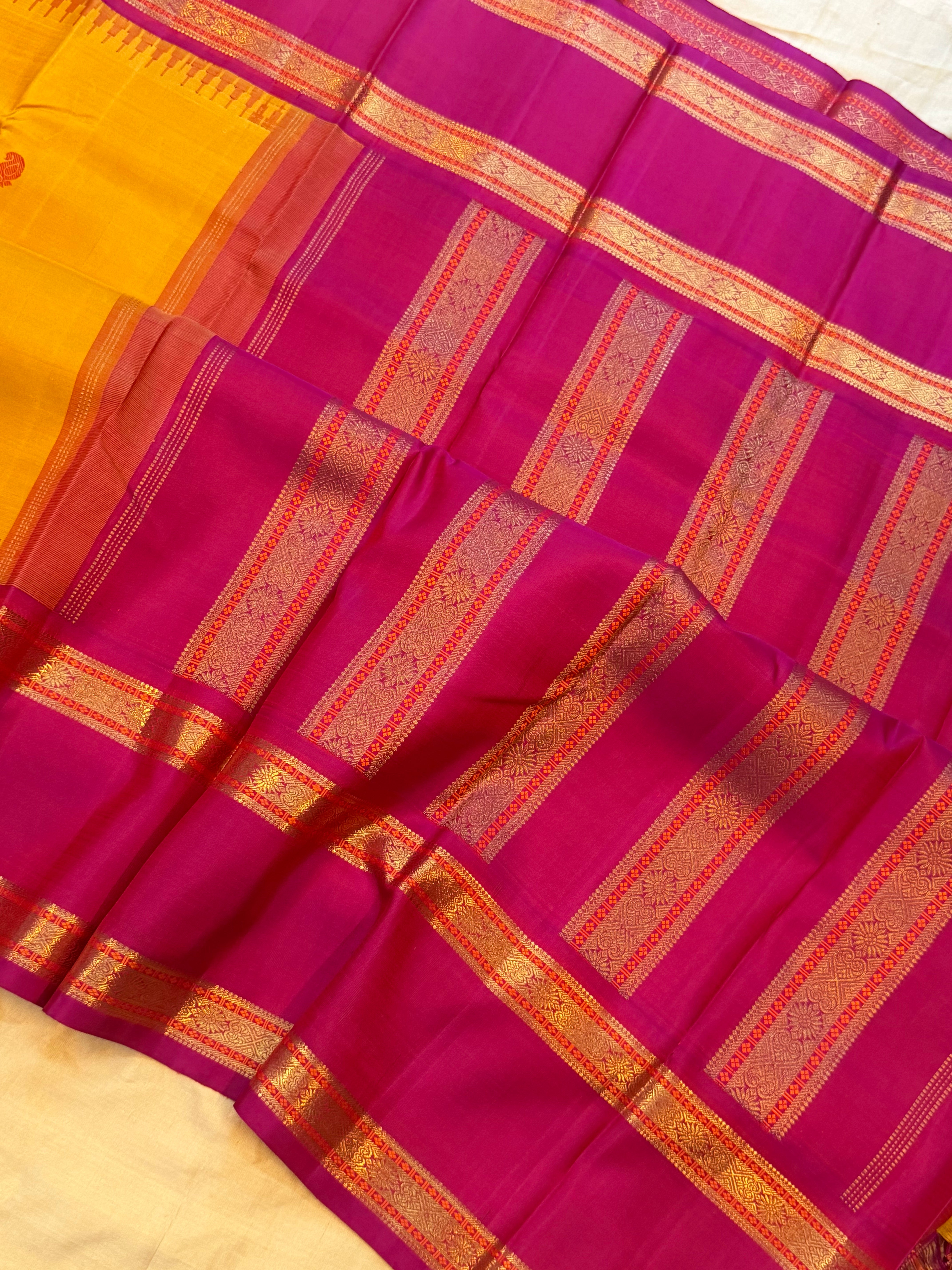 Mustard yellow retta pet Kai Korvai  / Kanjipuram silk