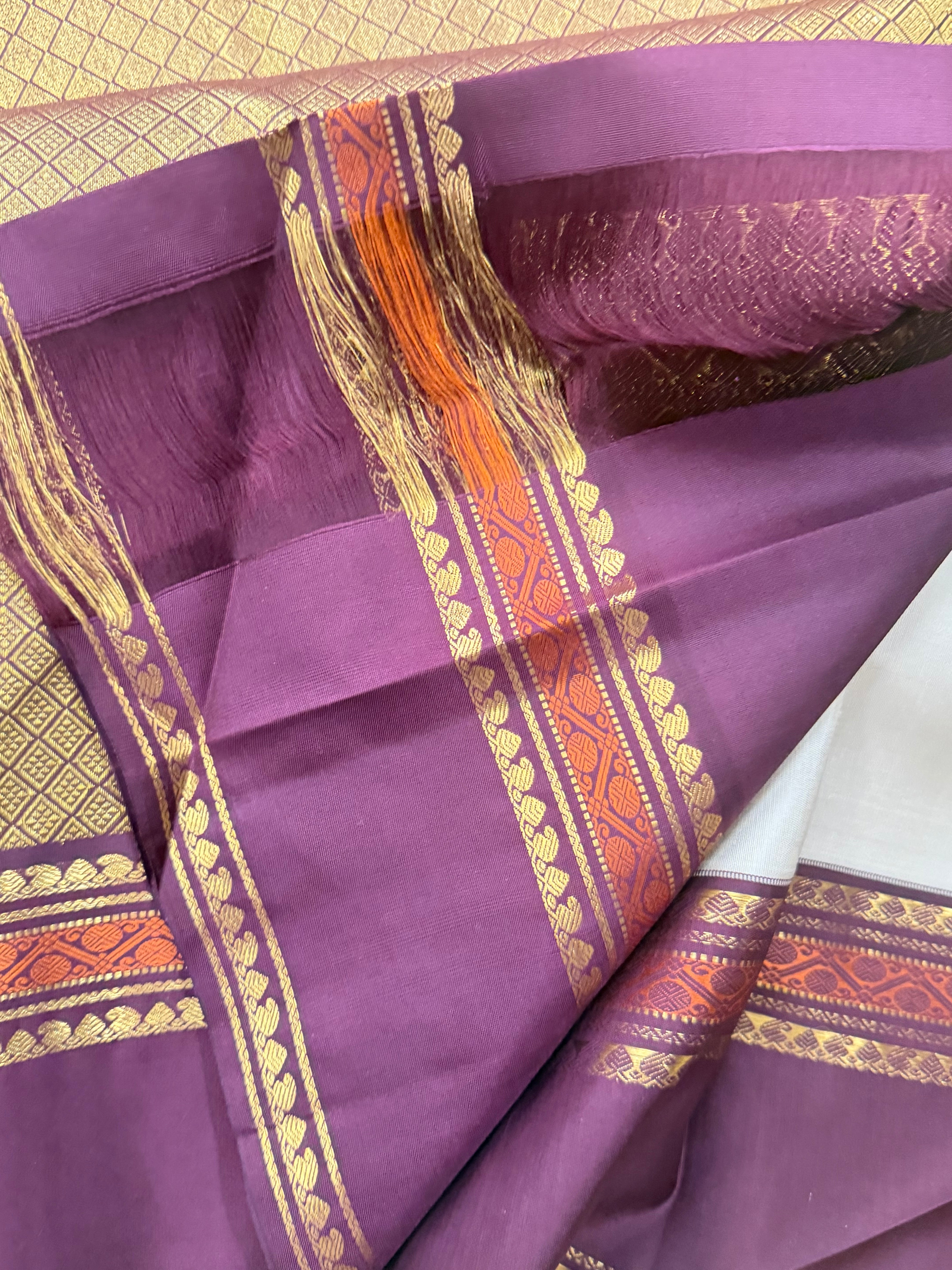 Beige  Korvai  / Arani silk
