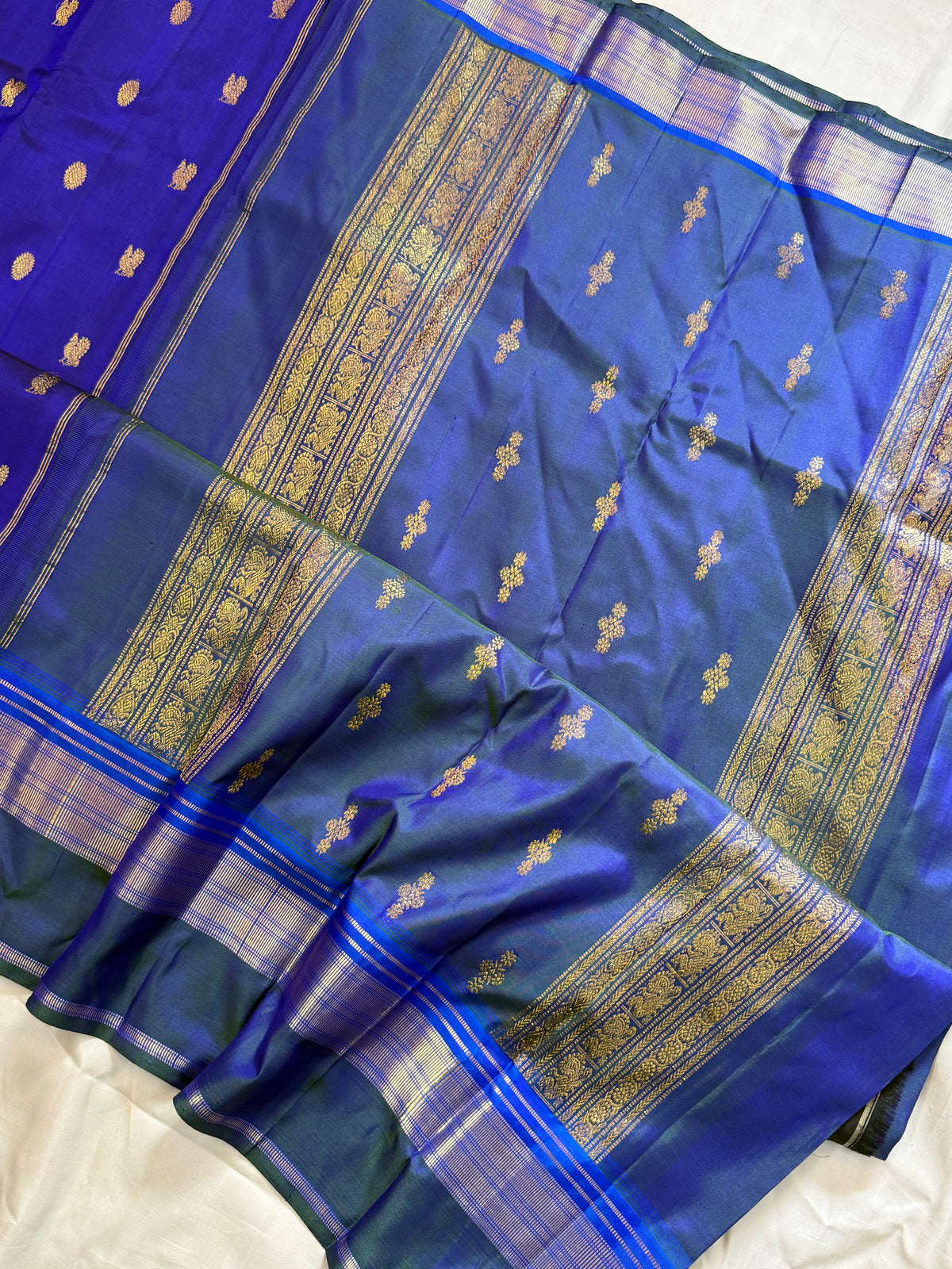 Aarani pure silk saree/clsa12781