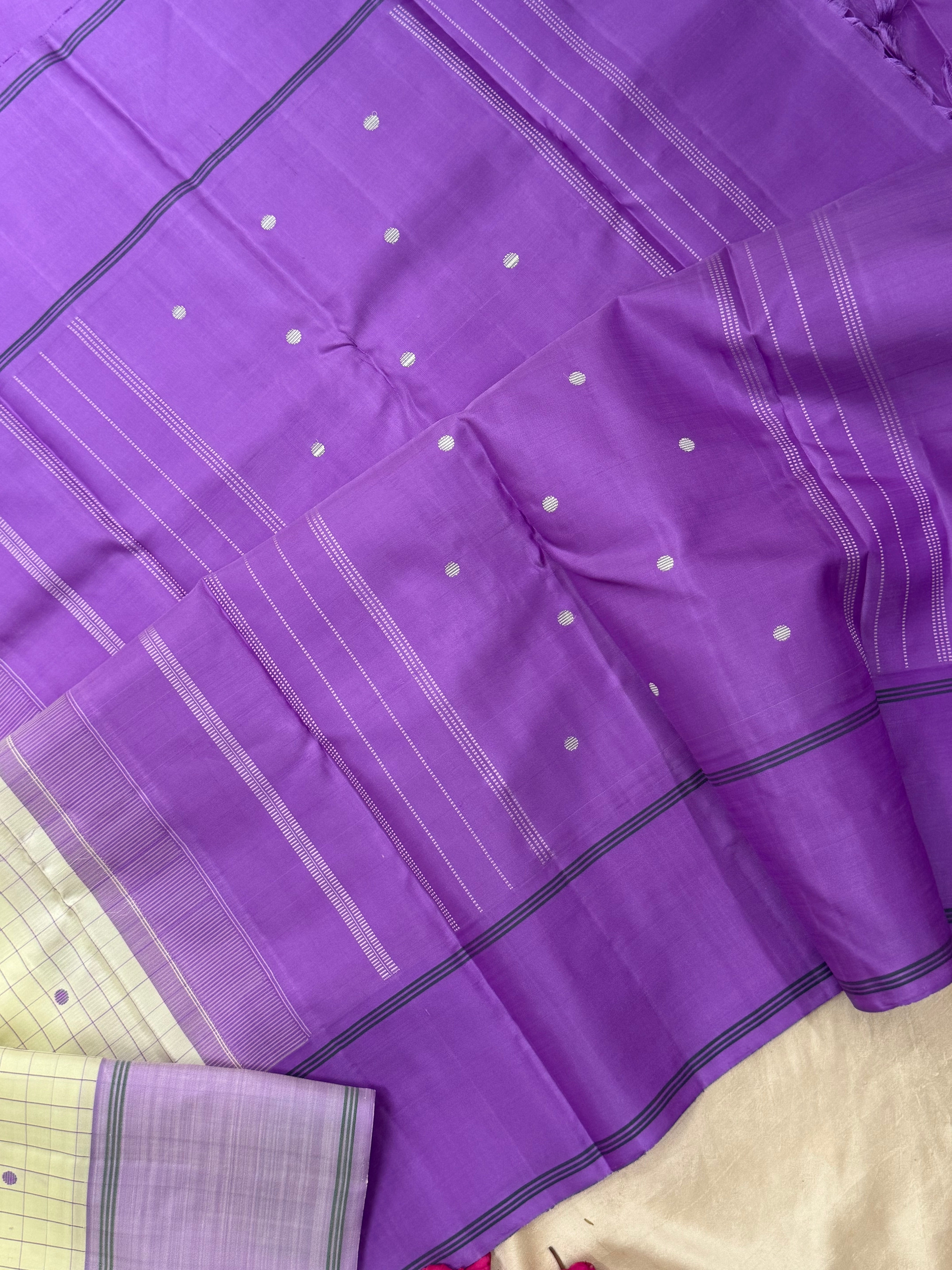 Offwhite check lavender thread work / Arani silk