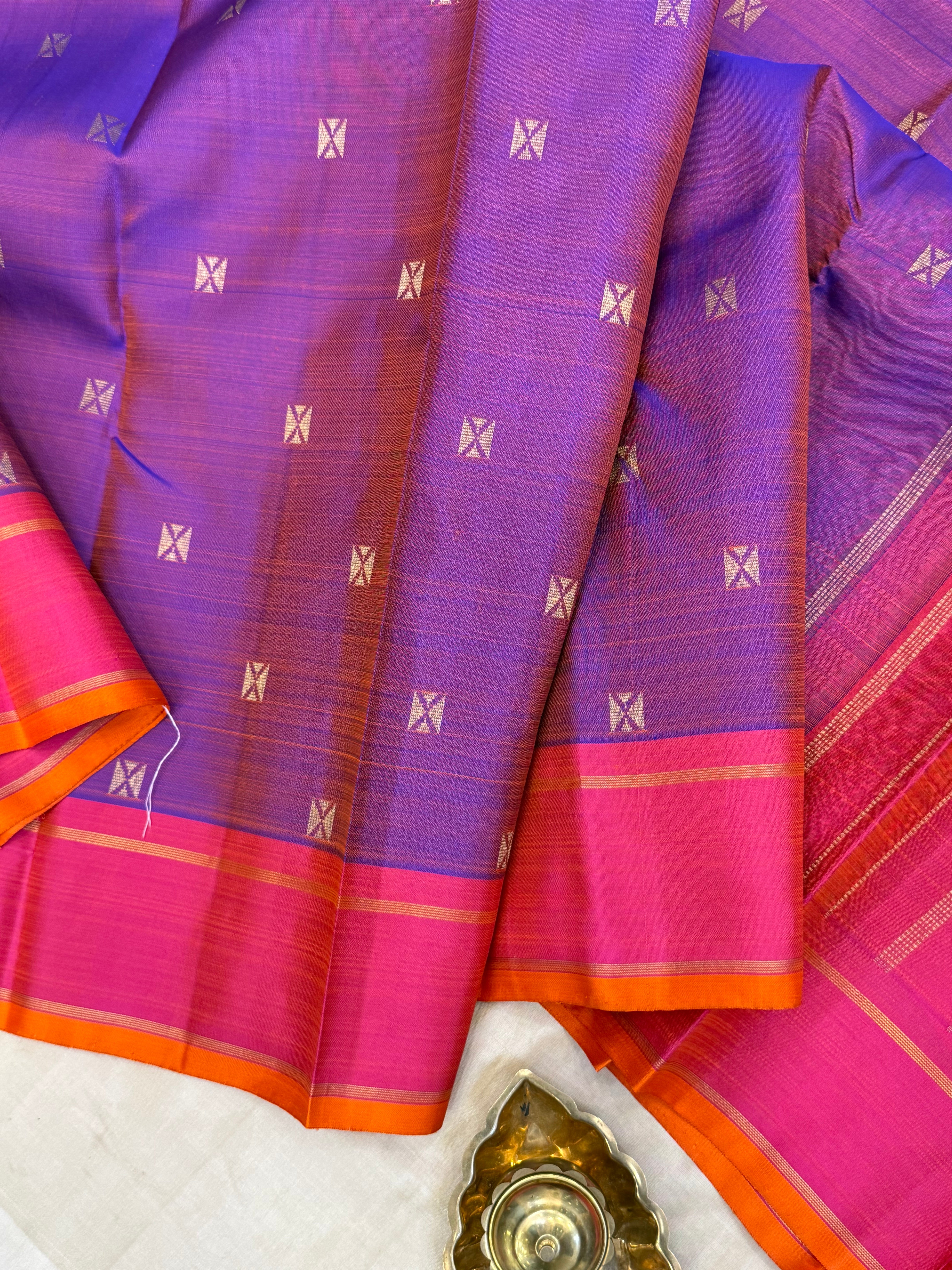 Kalyani : purple shot pink / Kanjipuram silk