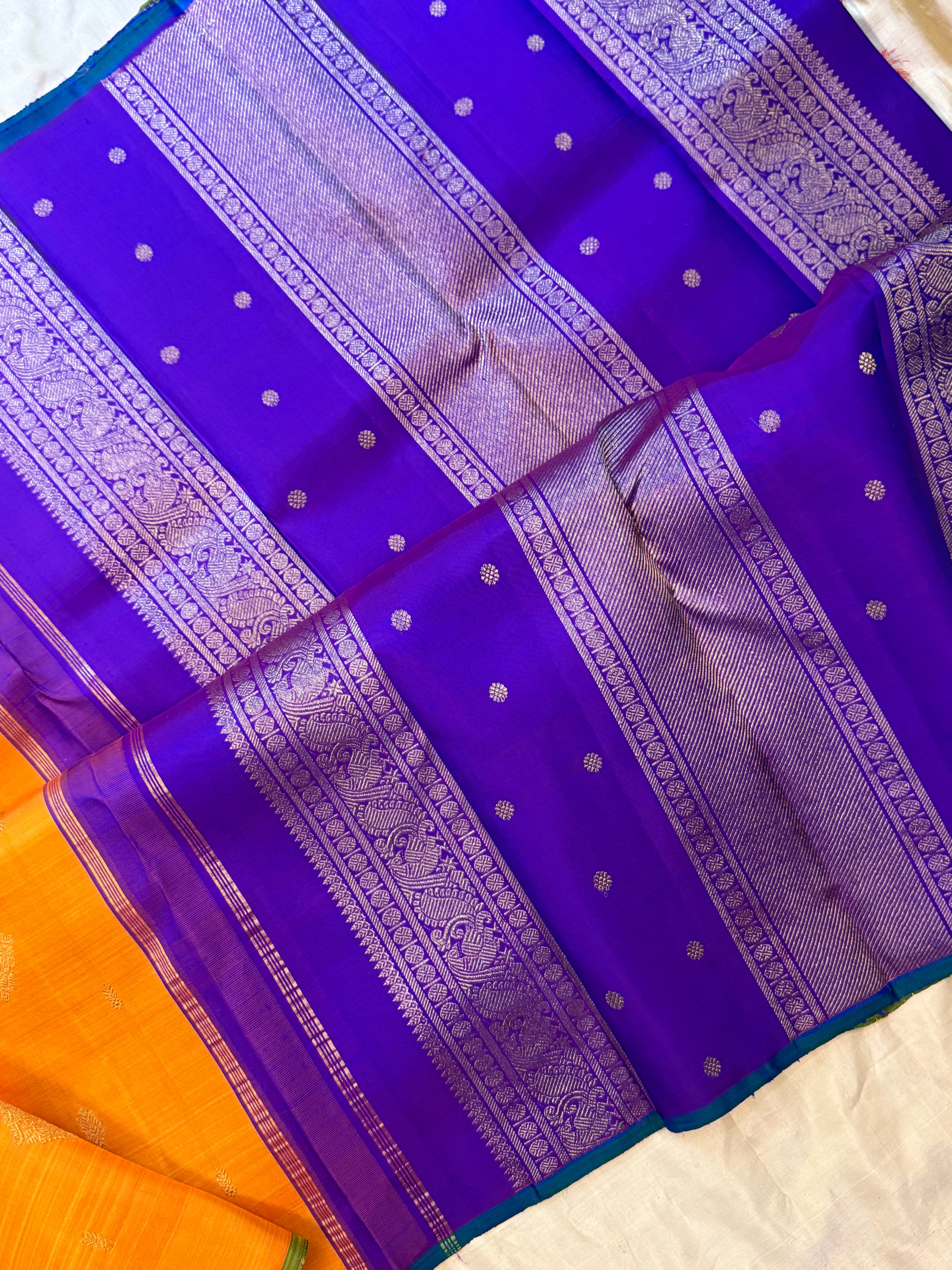 Mambalam manjal borderless/ Kanjipuram silk