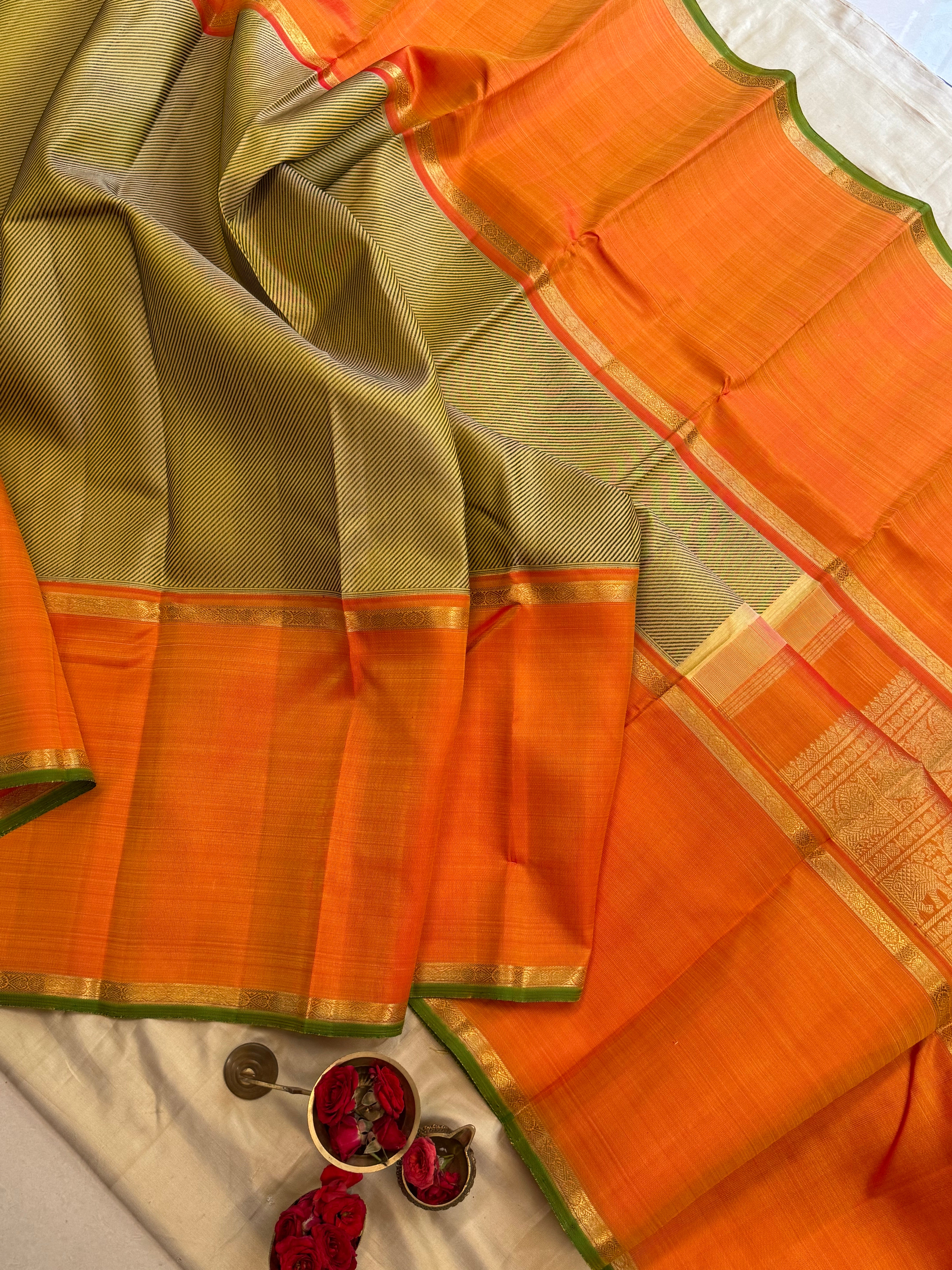 Lehariya long border/ Kanjipuram silk