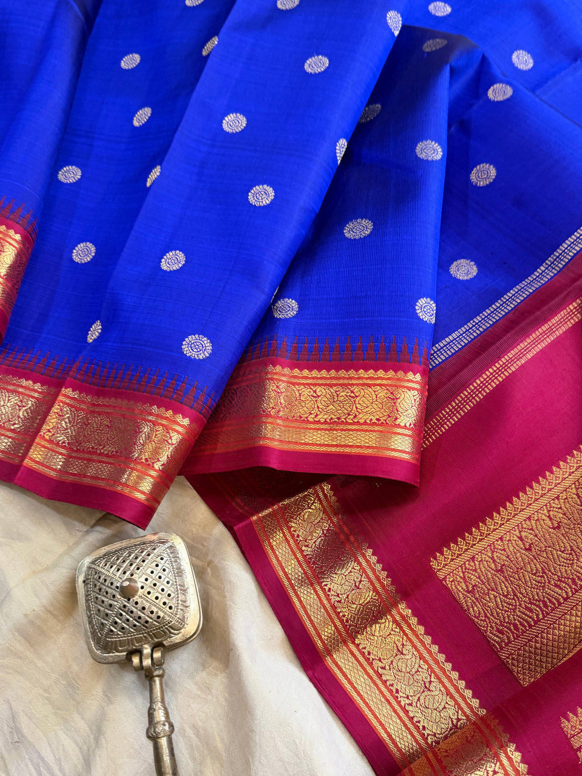 Ms blue Kai Korvai - pure Zari Kanjipuram silk