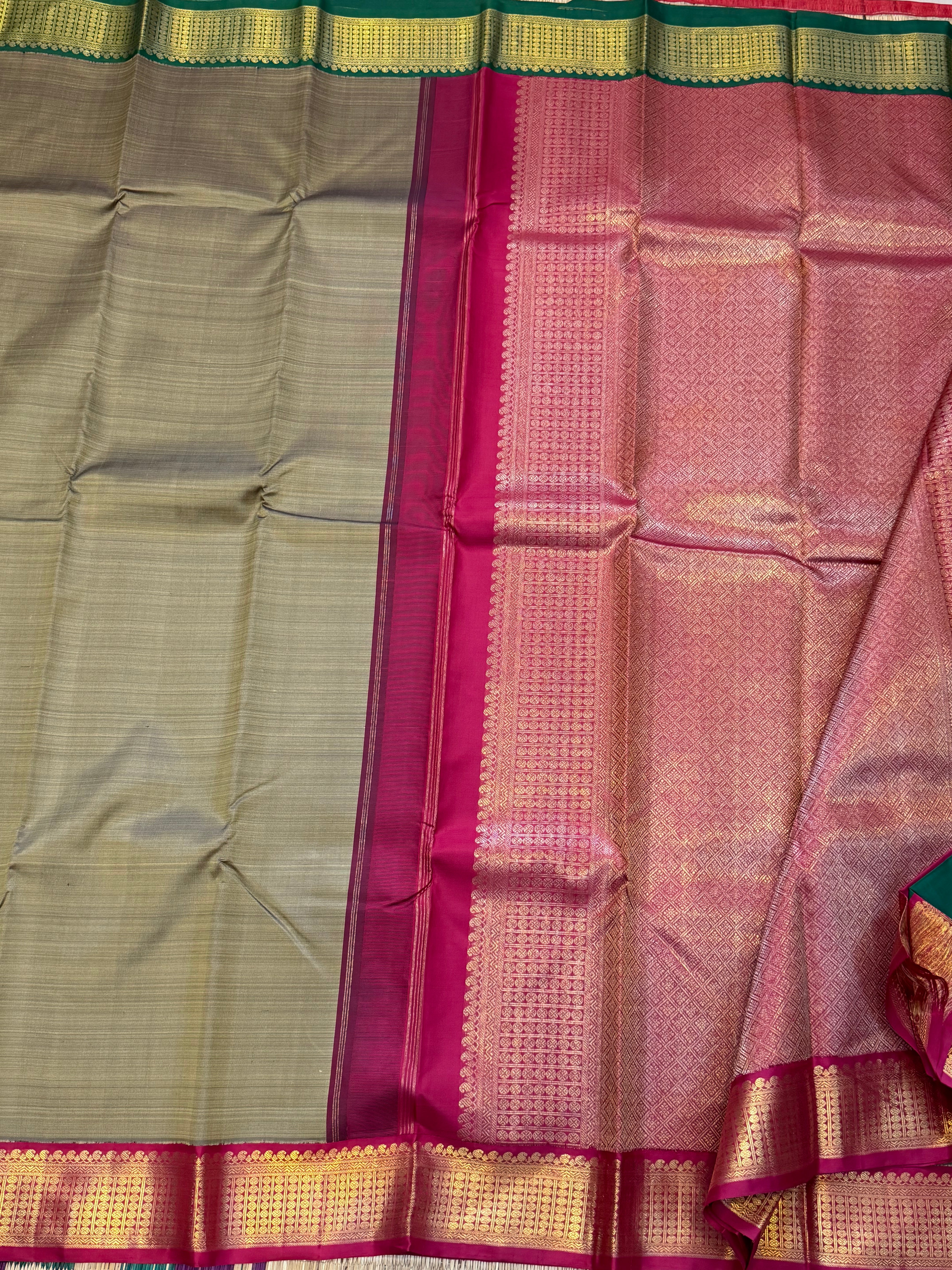 Kaaki Ganga Jamuna double palla Arani saree