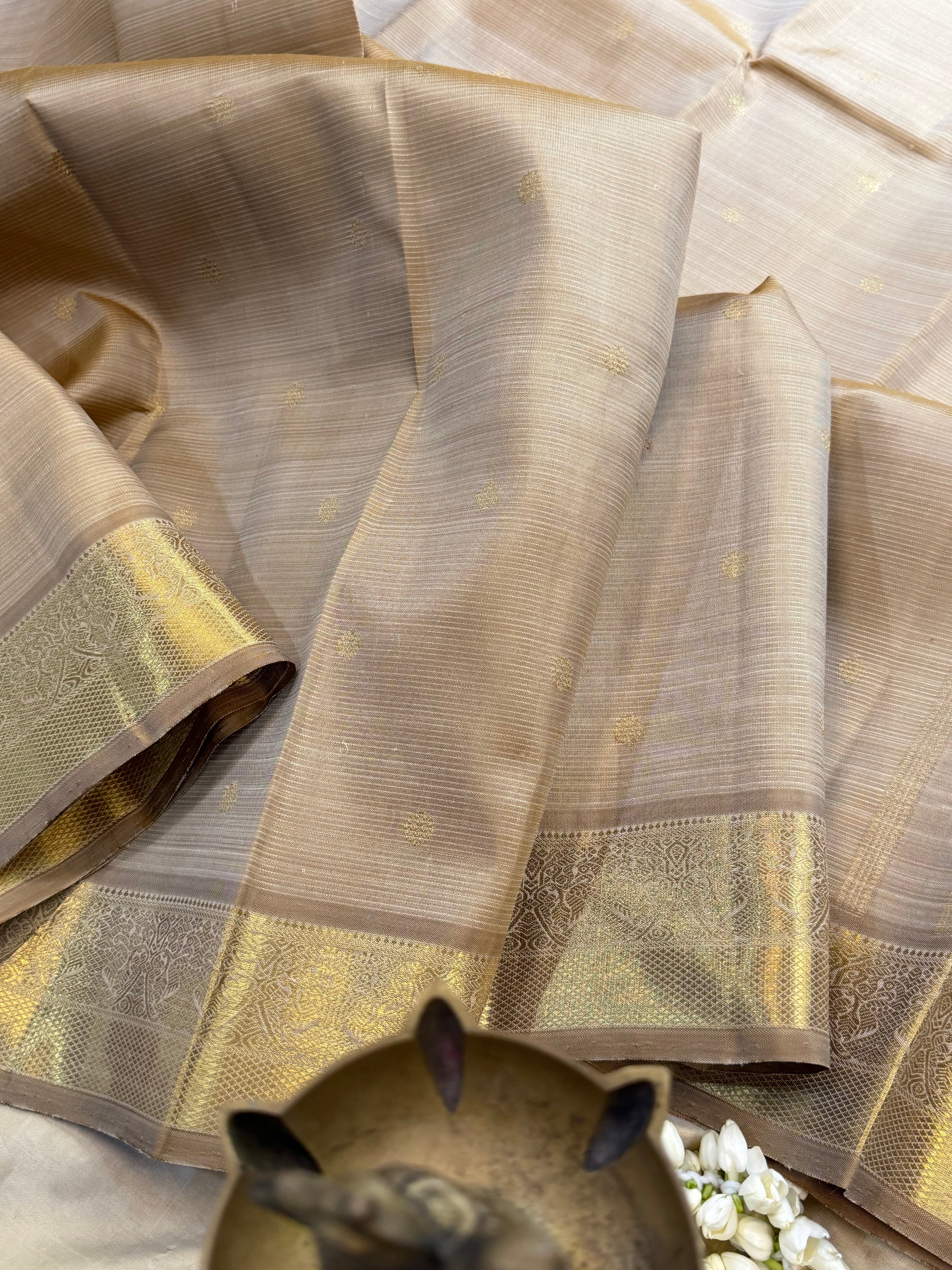 Heirloom Vairaoosi ivory  Kanjipuram silk saree