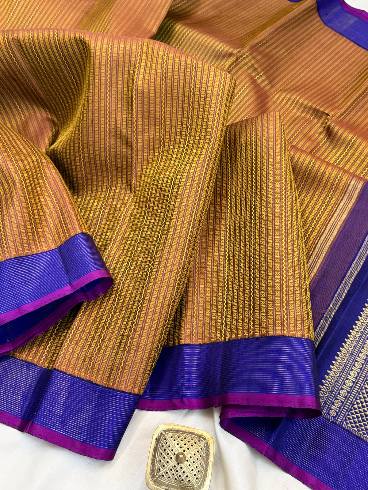 Honey Body thread work and vairaoosi border Korvai pure zari/ kanjipuram silk saree clsa 8900