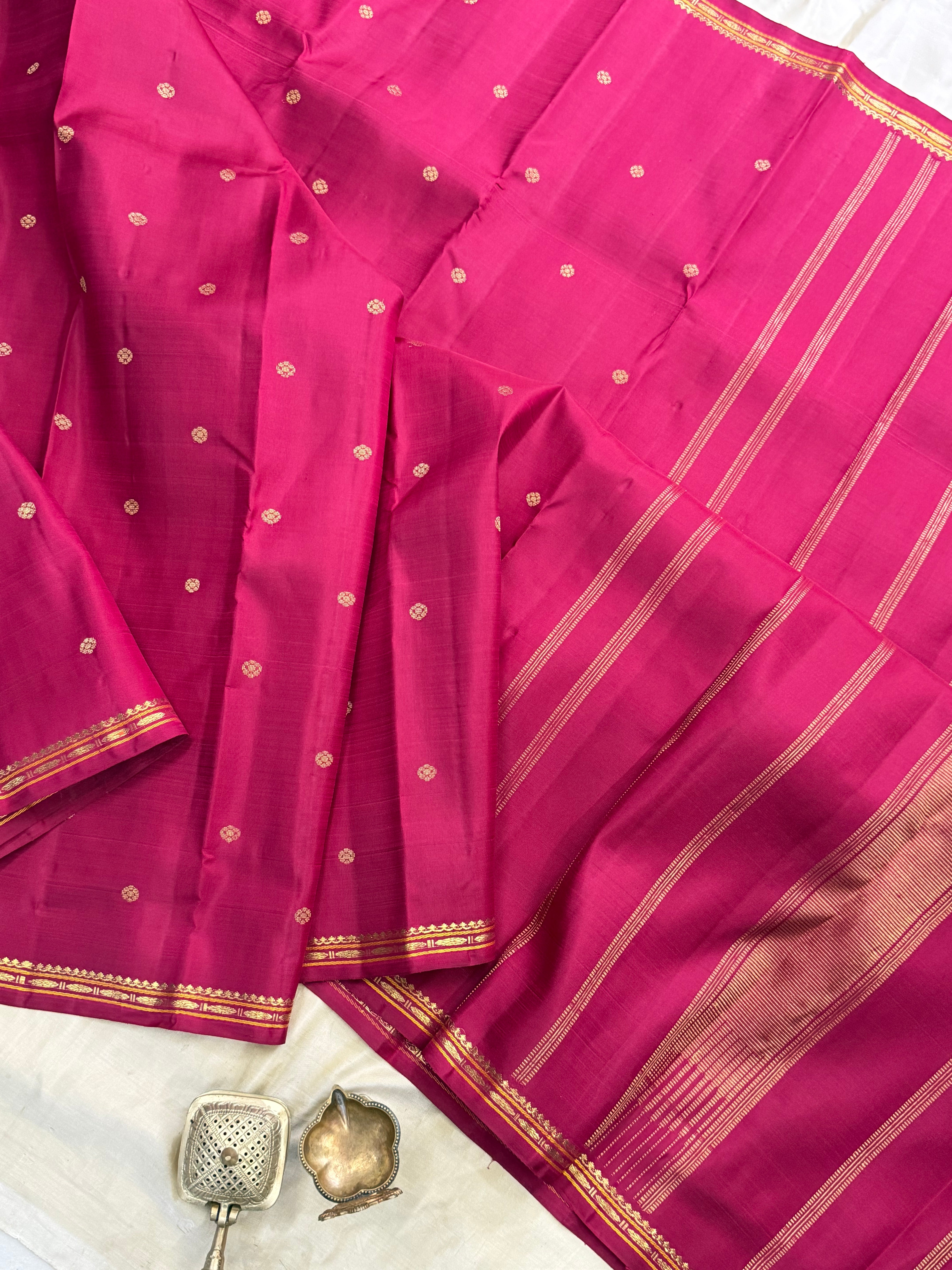 Araku small border pure Zari Kanjipuram silk