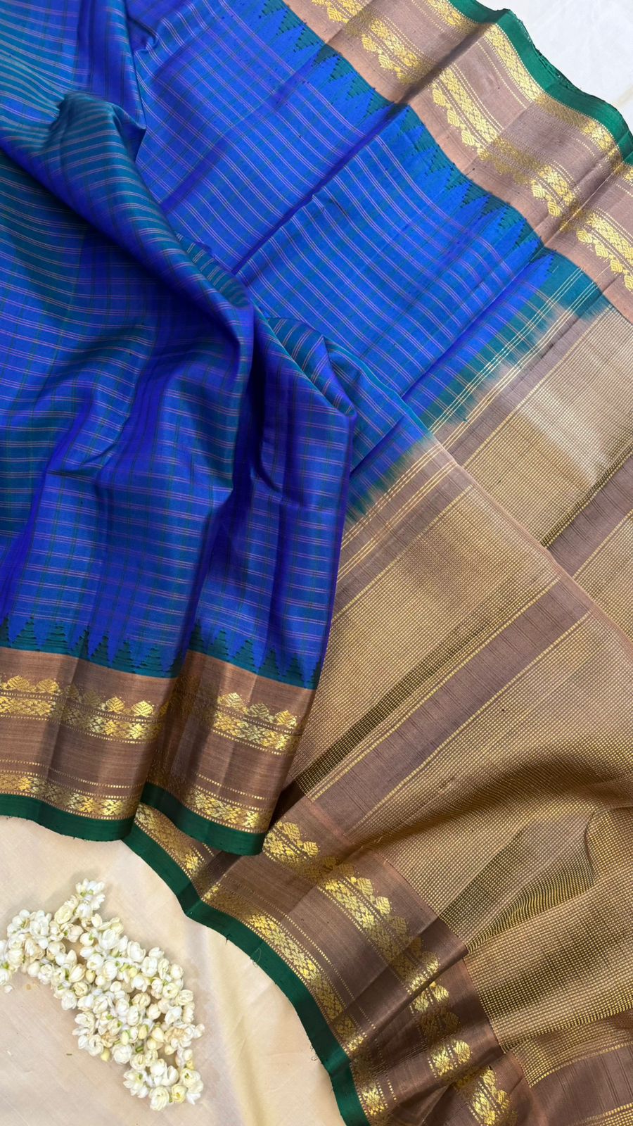 Blue checks / Gadwal silk
