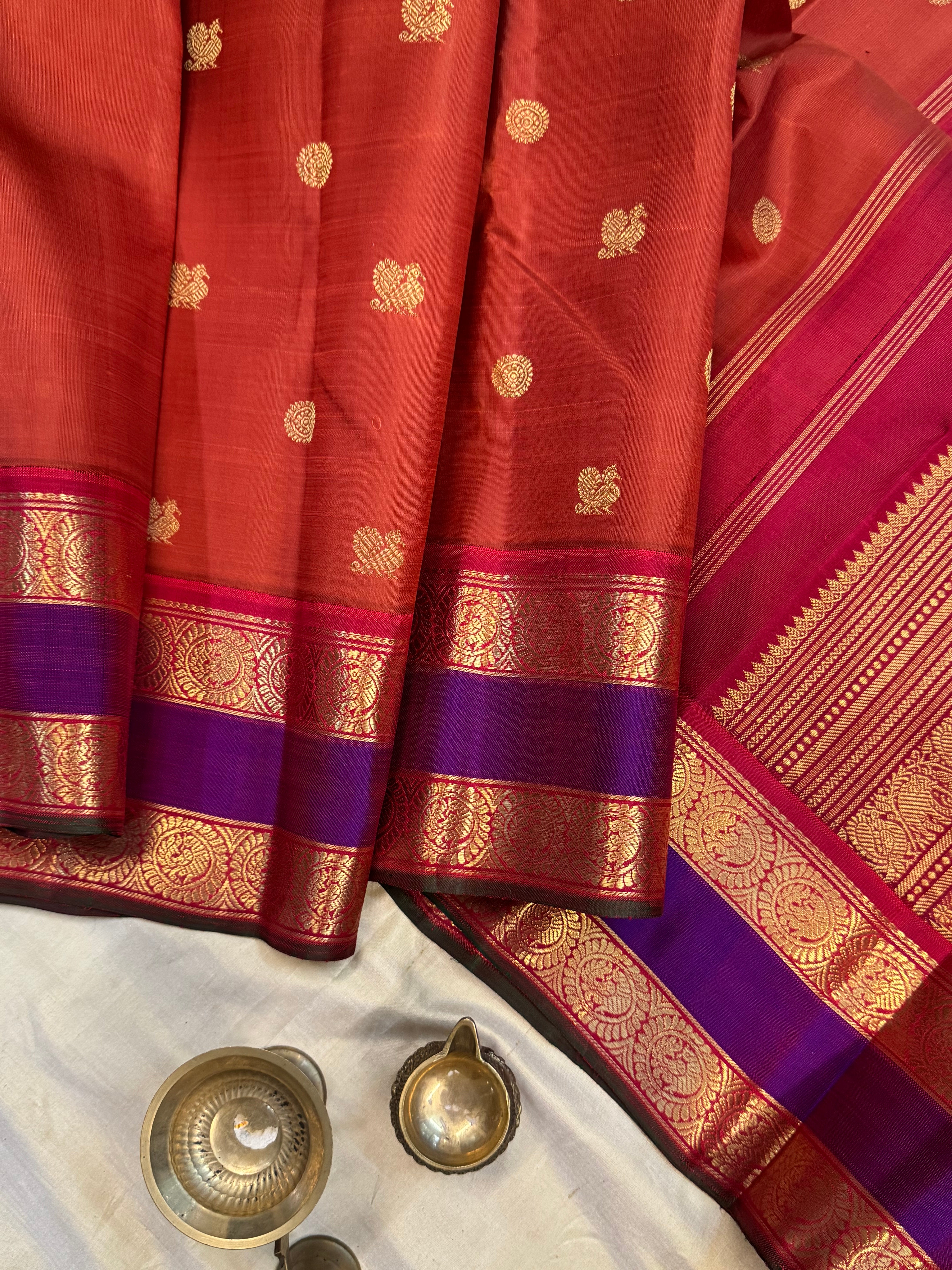 AALAYAM : Rust retta pet korvai kanjipuram silk
