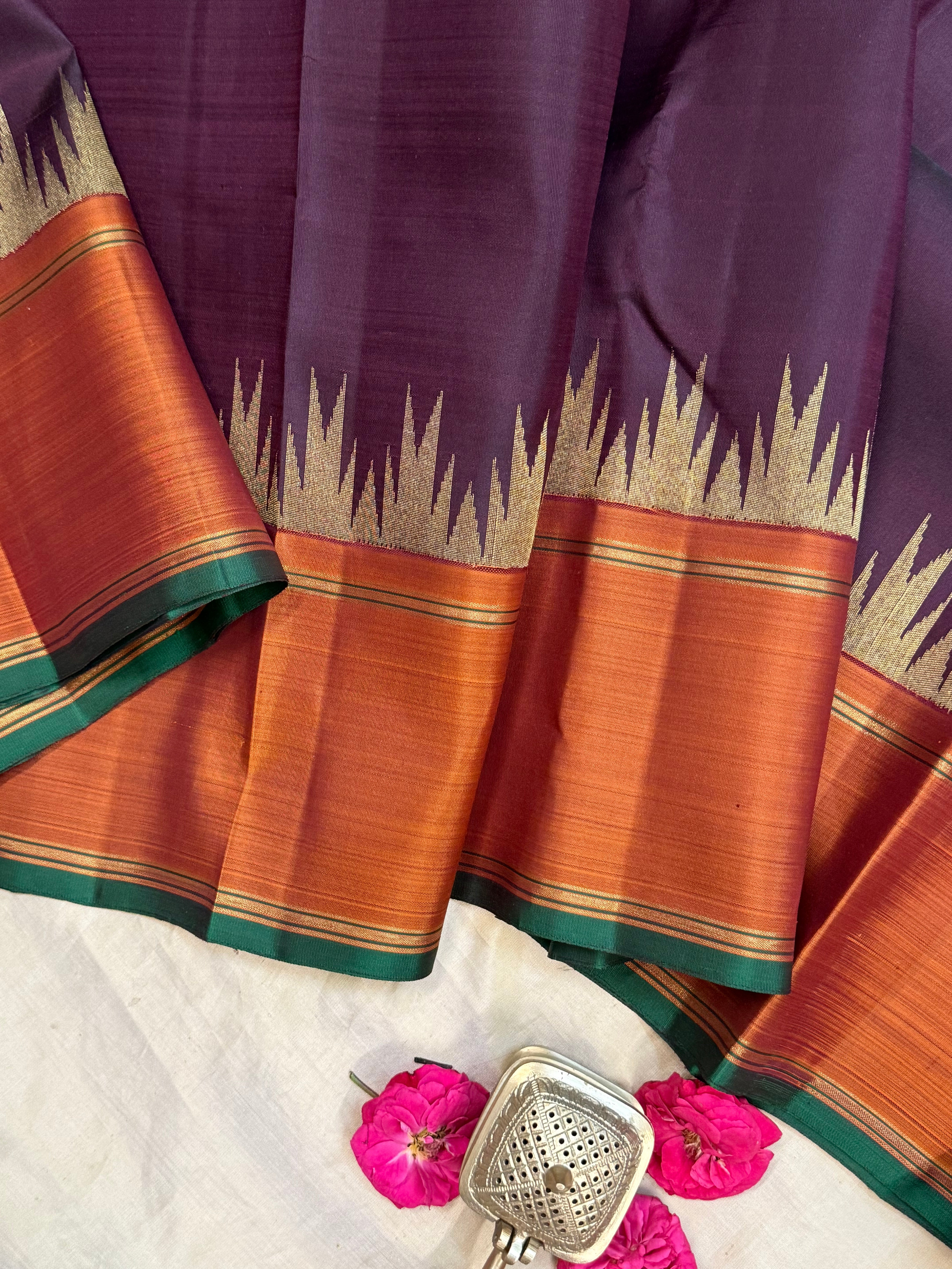 Paaku and rust 8 kol / Kanjipuram silk CLSA9402