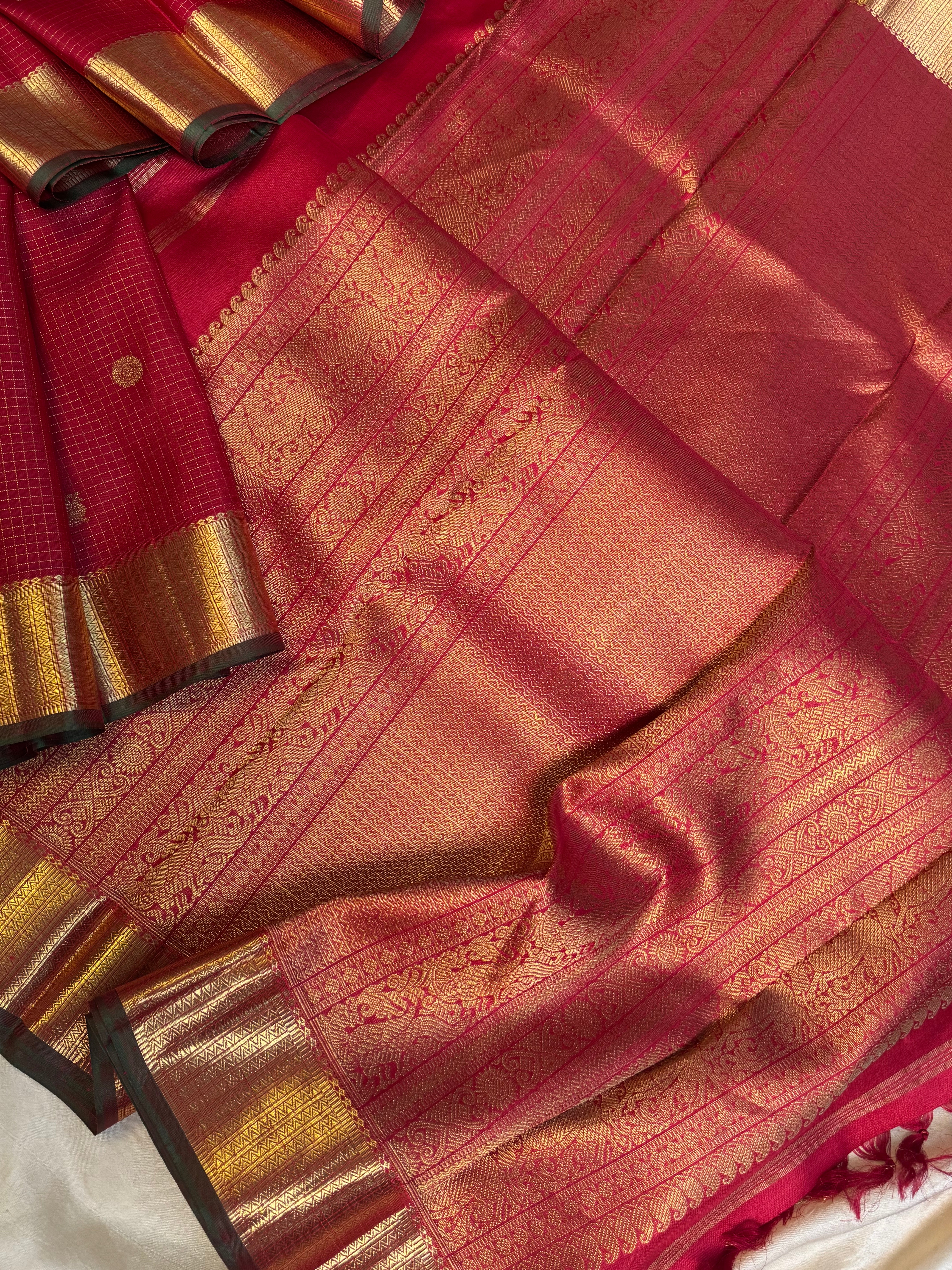 Araku red Zari Kattam  / Kanjipuram silk