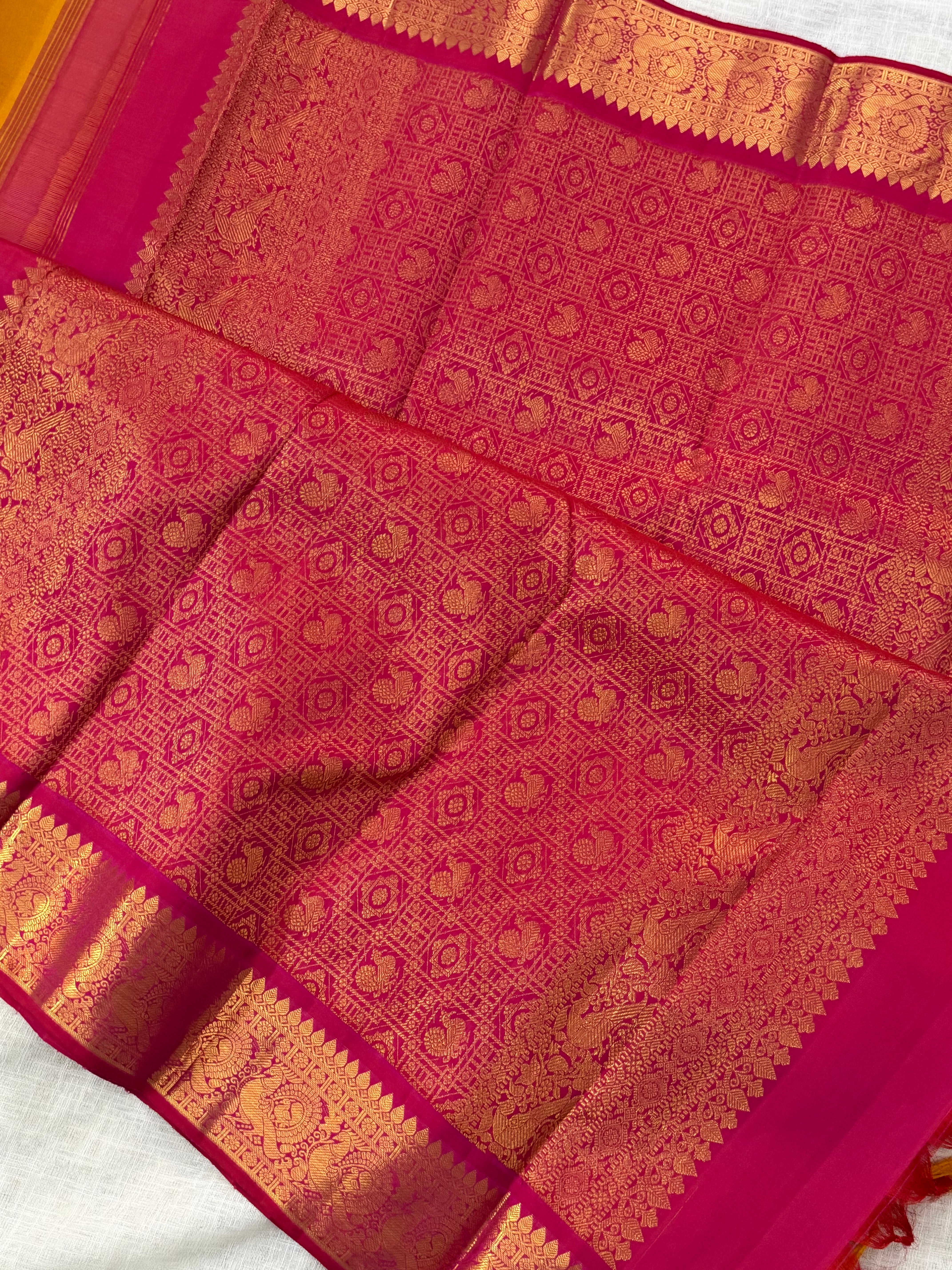 Golden yellow korvai   / Arani silk