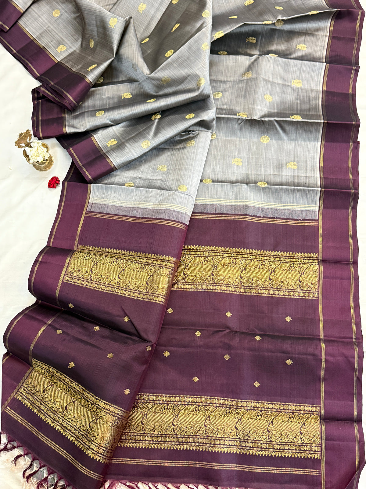 Grey butta/Kanjipuram silk saree clsa 11358