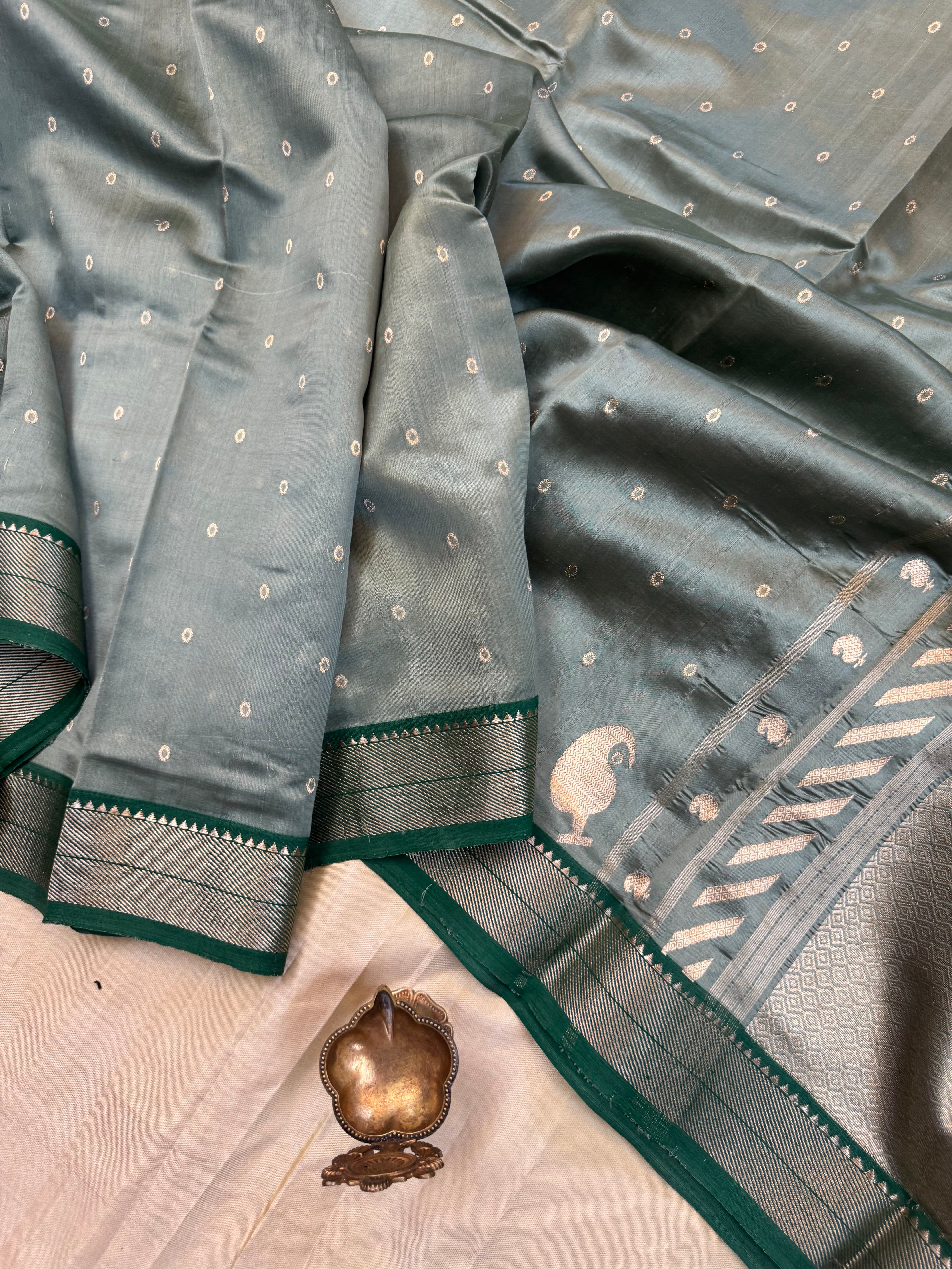 Pista green premium Royal Chanderi