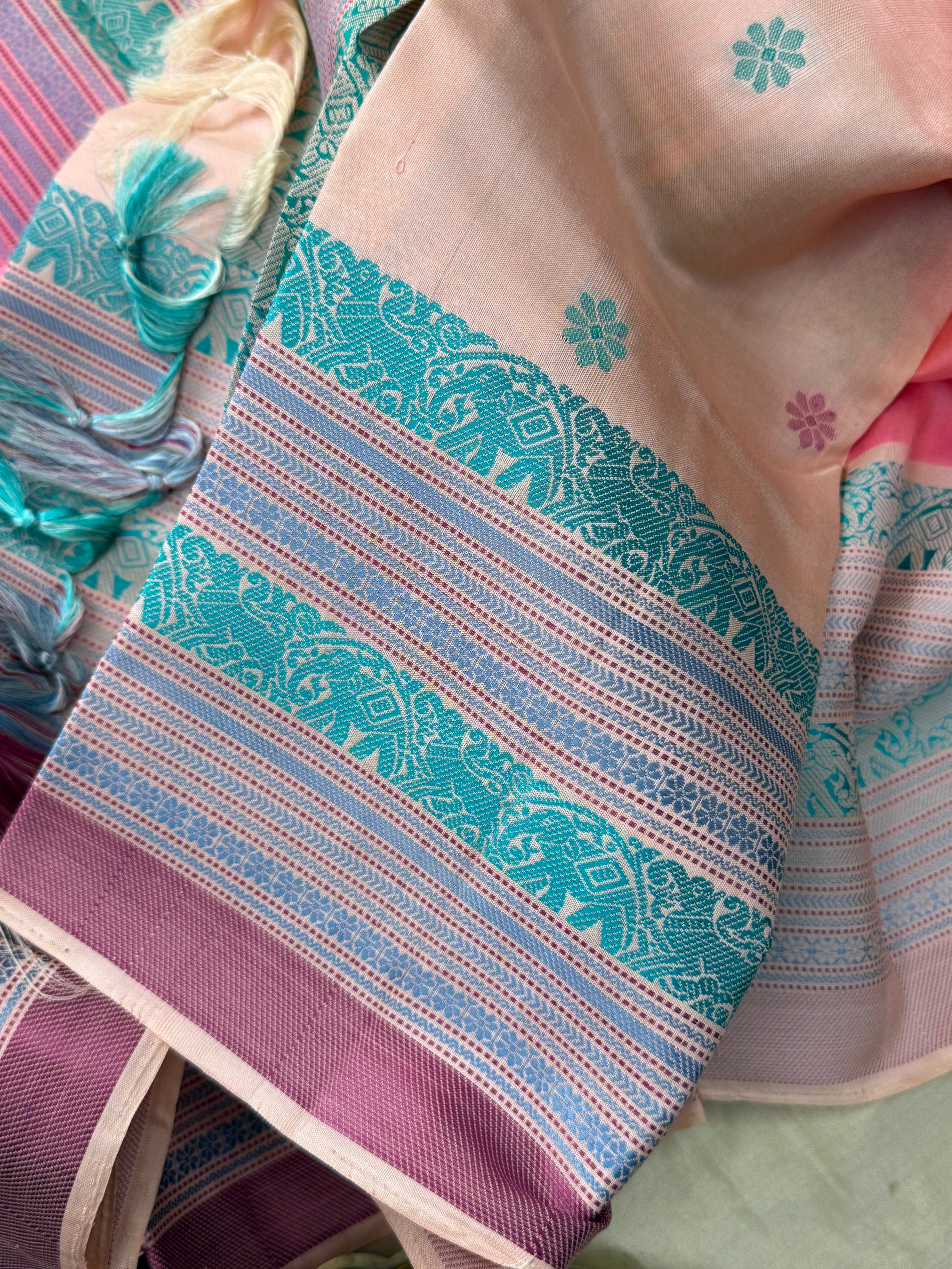 Pink varisapet border/ Varnangal Soft Silk CL8733