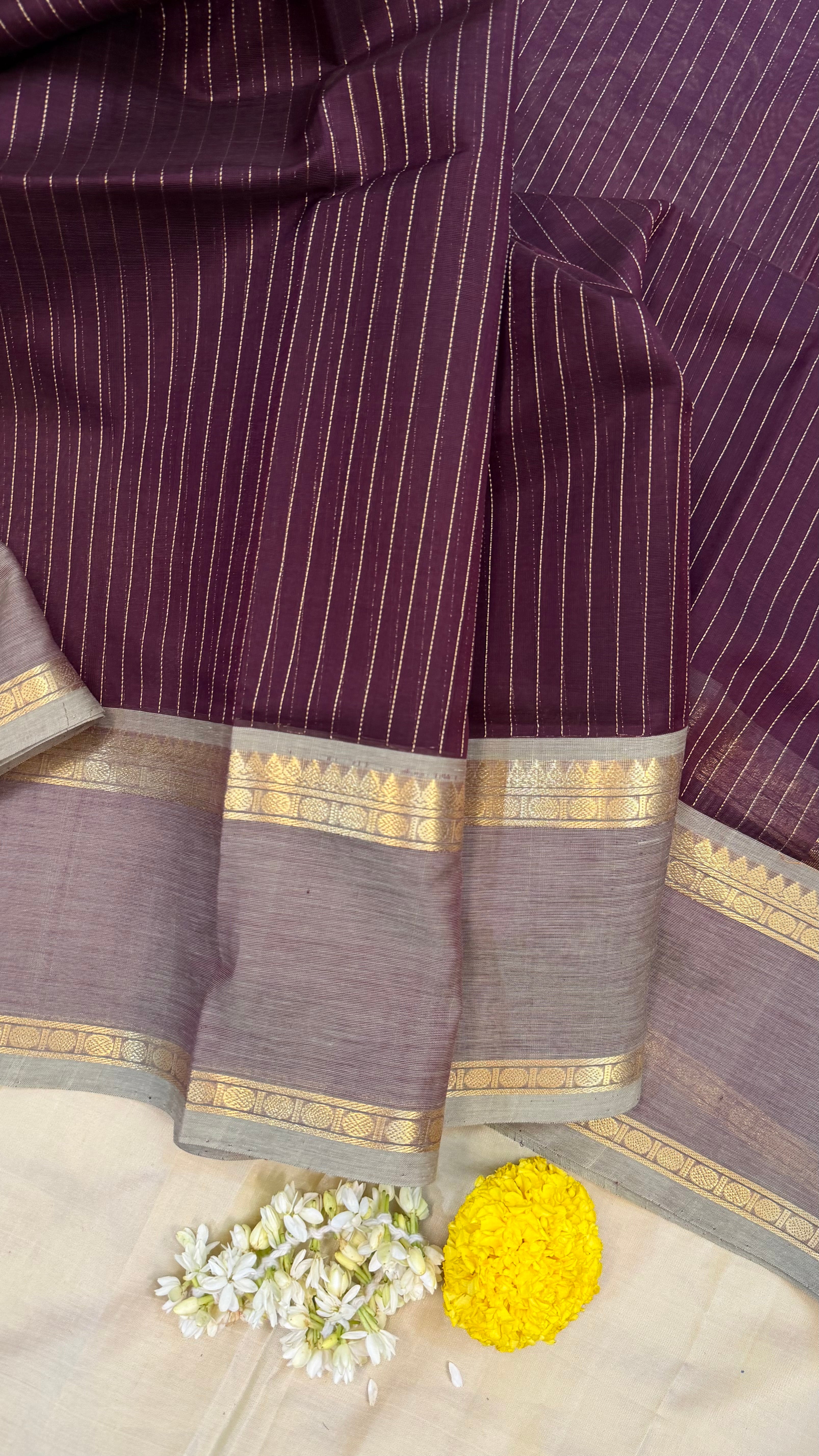 Paaku zari lines rettapet border/ Silk Cotton