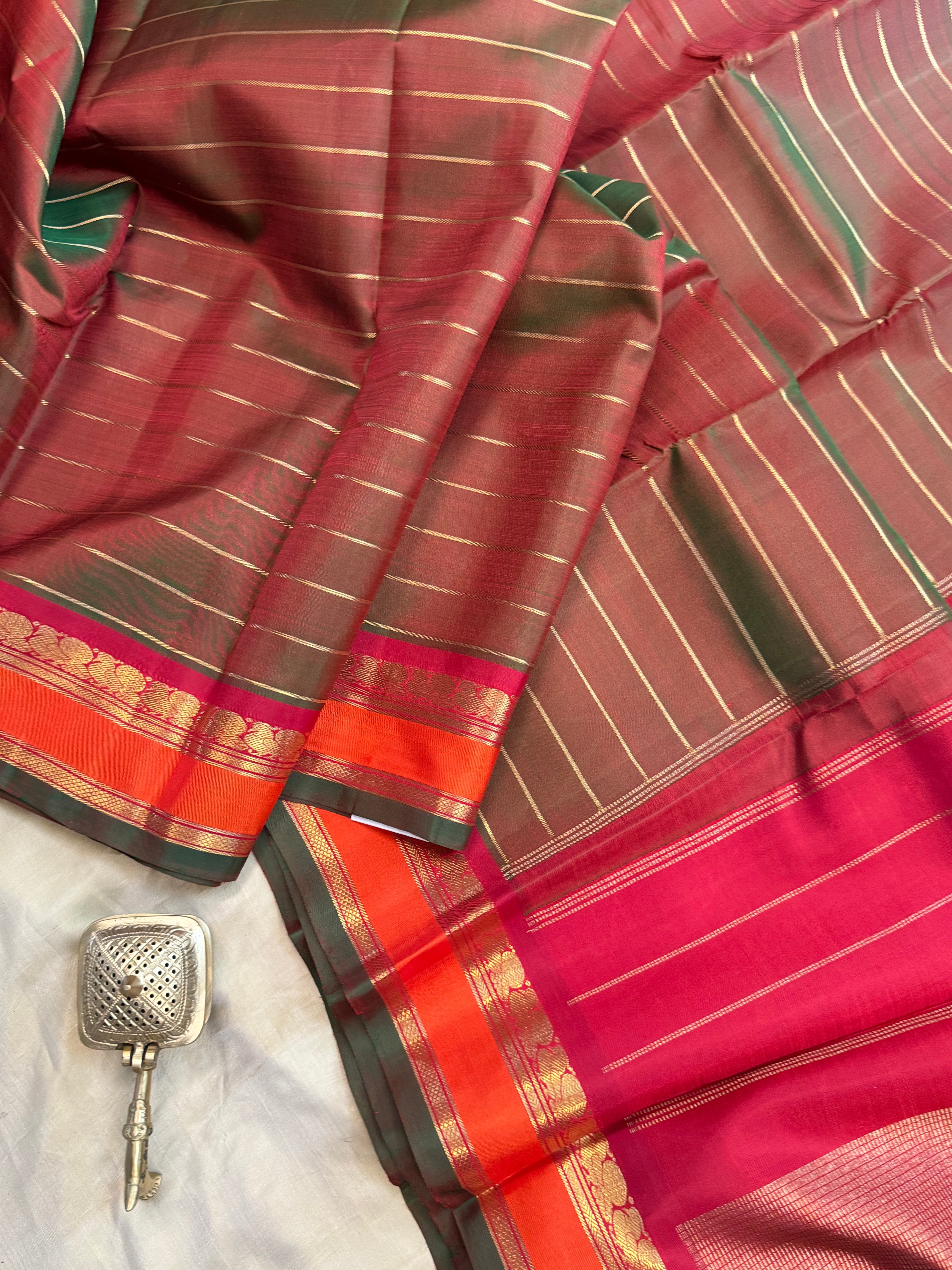 Manthulir veldhari / Kanjipuram silk