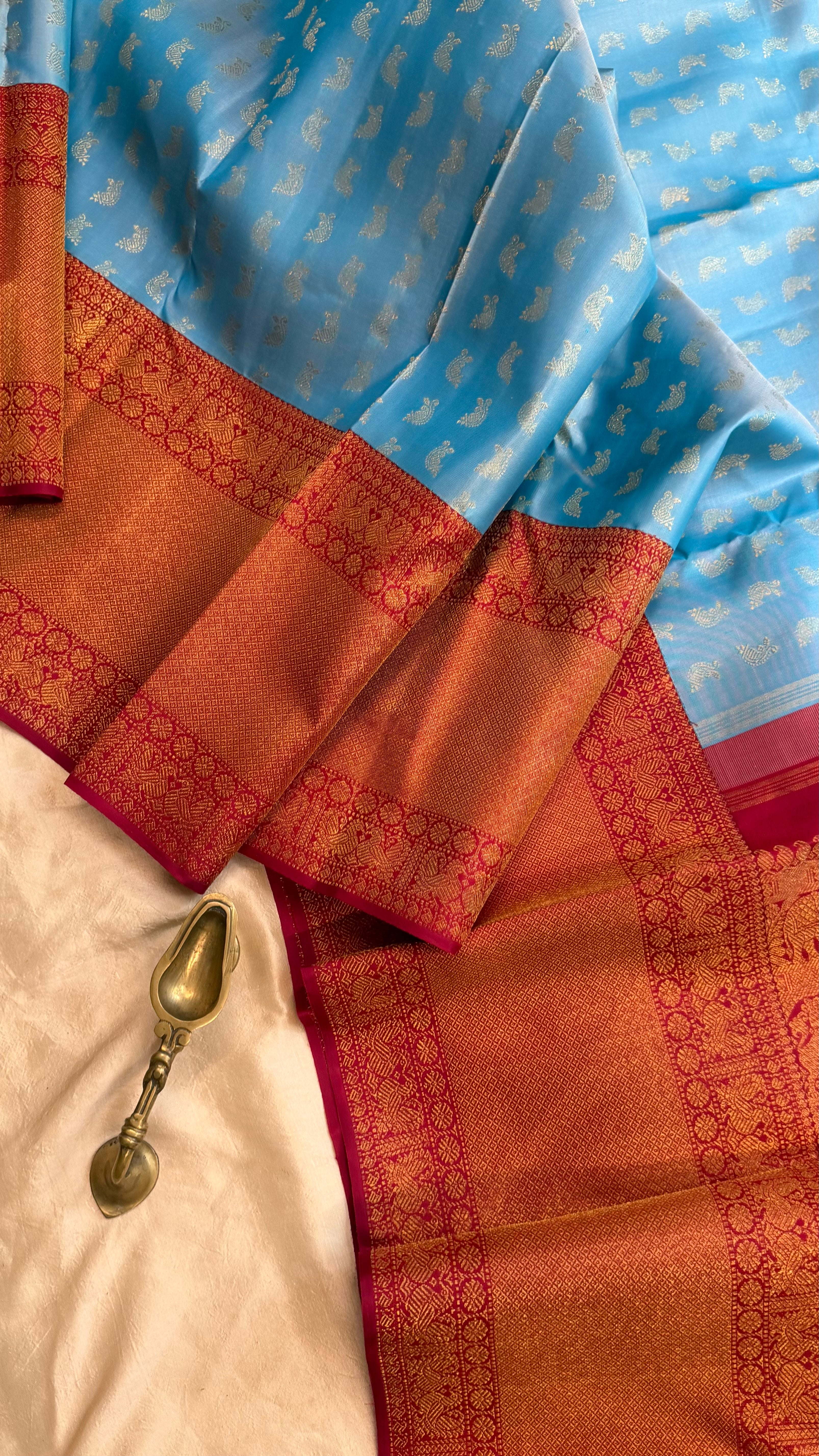 Bridal brocade powder blue / Kanjipuram silk